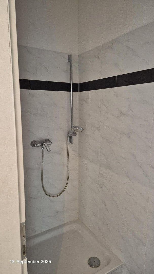 Prodej bytu 4+1 130 m², Großbeerenstraße 335, Potsdam, Braniborsko Prodej bytu 4+1 130 m², Großbeerenstraße 335, Potsdam, Braniborsko