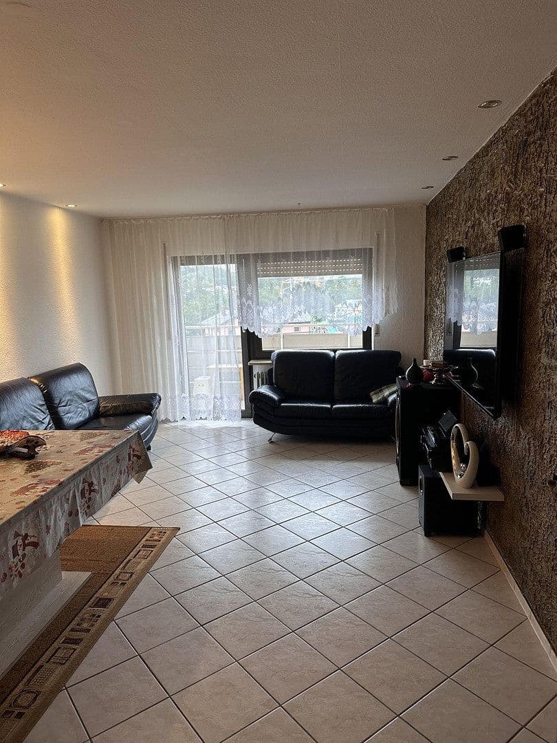 Prodej bytu 3+1 85 m², Auf der Kupferplatte 1, Roth, Bavorsko Prodej bytu 3+1 85 m², Auf der Kupferplatte 1, Roth, Bavorsko