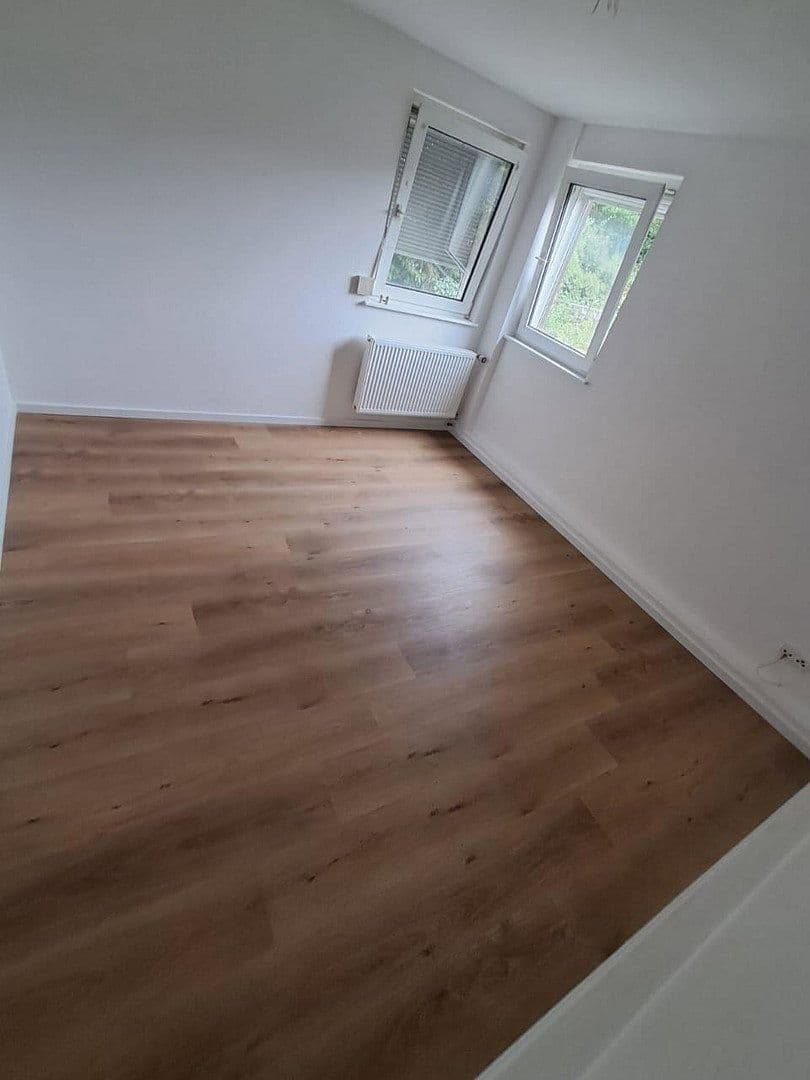 Pronájem bytu 120 m², Bammental, Bádensko-Württembersko Pronájem bytu 120 m², Bammental, Bádensko-Württembersko