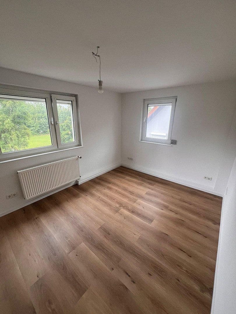Pronájem bytu 120 m², Bammental, Bádensko-Württembersko Pronájem bytu 120 m², Bammental, Bádensko-Württembersko
