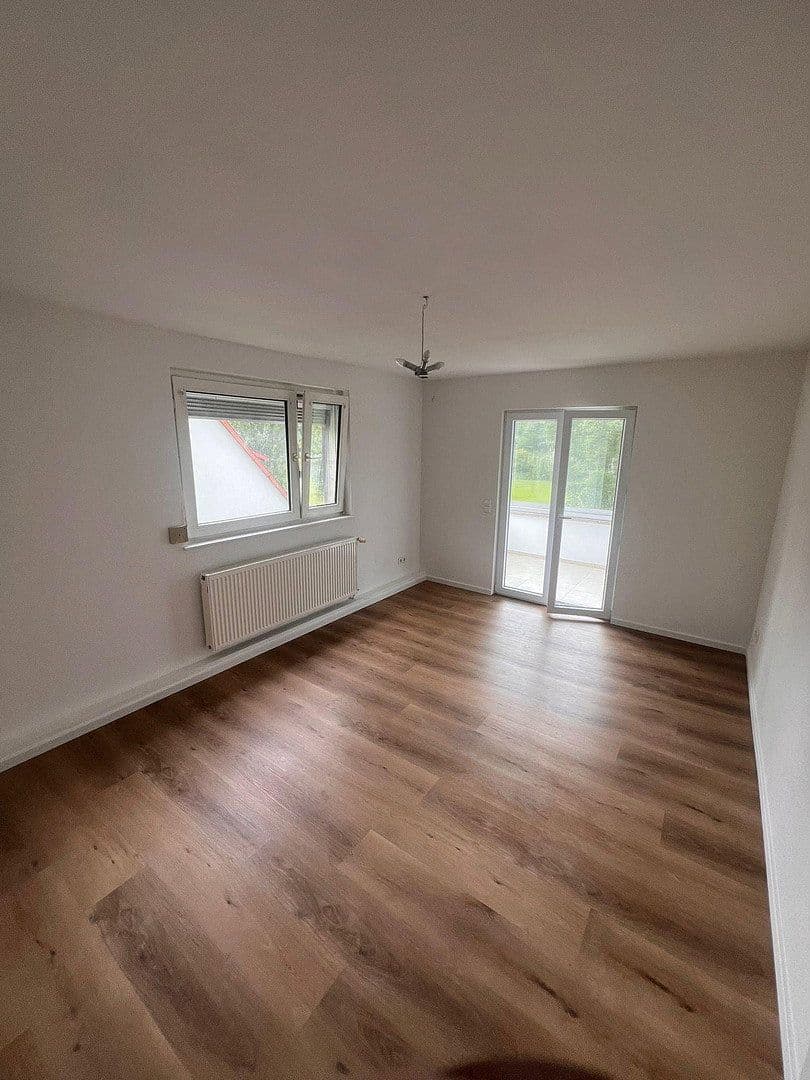Pronájem bytu 120 m², Bammental, Bádensko-Württembersko Pronájem bytu 120 m², Bammental, Bádensko-Württembersko