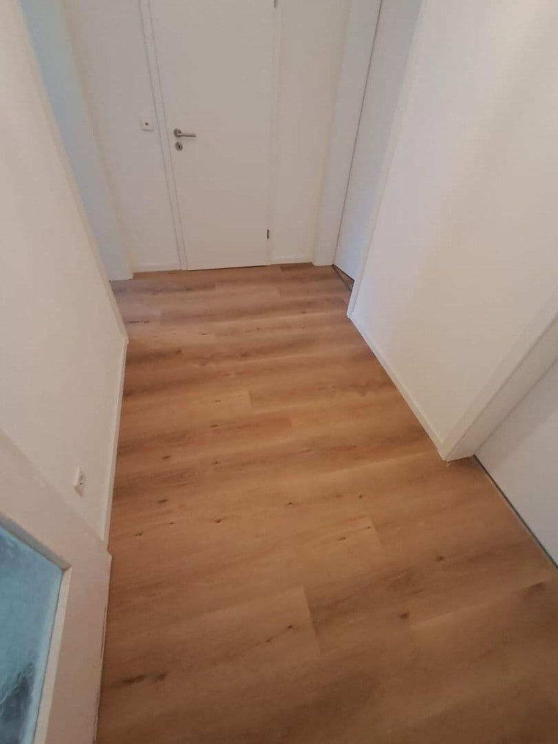 Pronájem bytu 120 m², Bammental, Bádensko-Württembersko Pronájem bytu 120 m², Bammental, Bádensko-Württembersko
