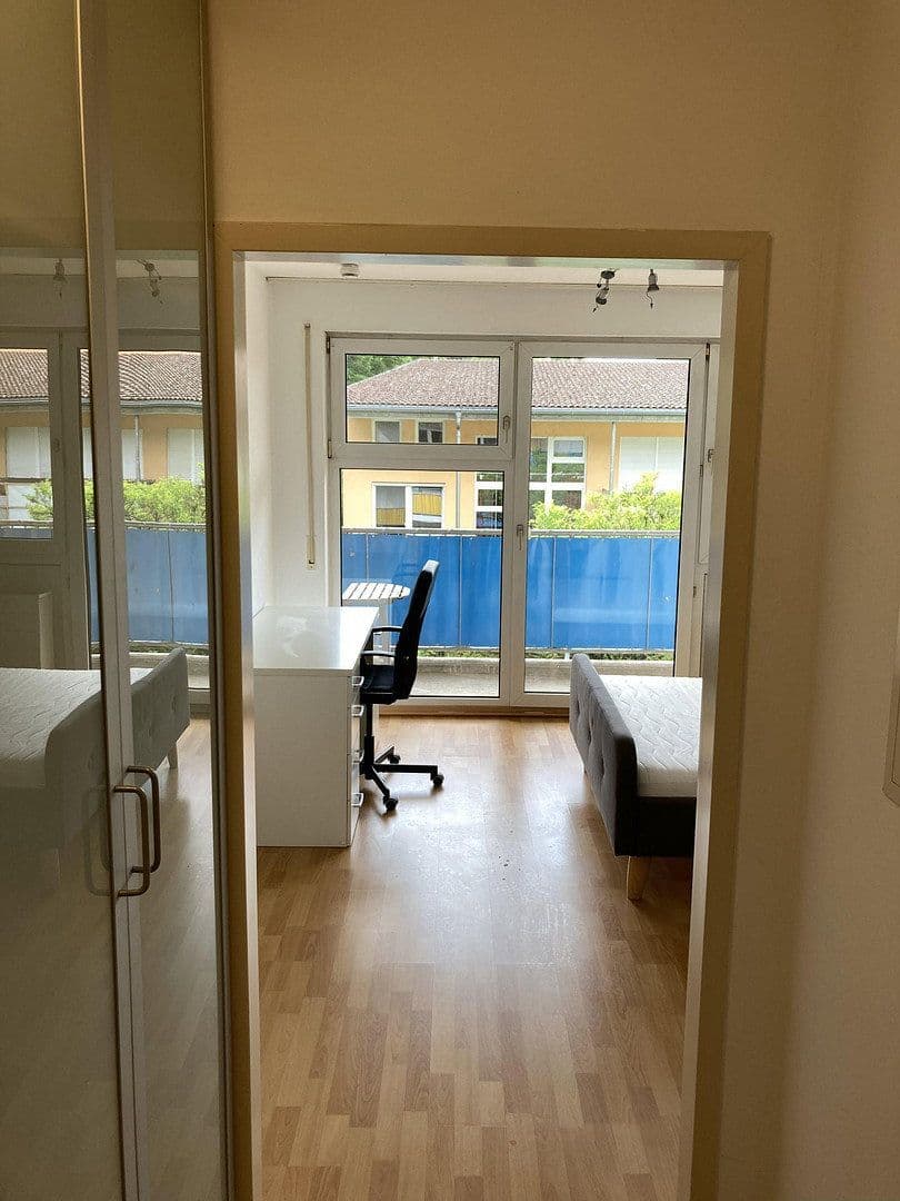 Pronájem bytu 1+1 25 m², Grunewaldstraße 18, Regensburg, Bavorsko Pronájem bytu 1+1 25 m², Grunewaldstraße 18, Regensburg, Bavorsko