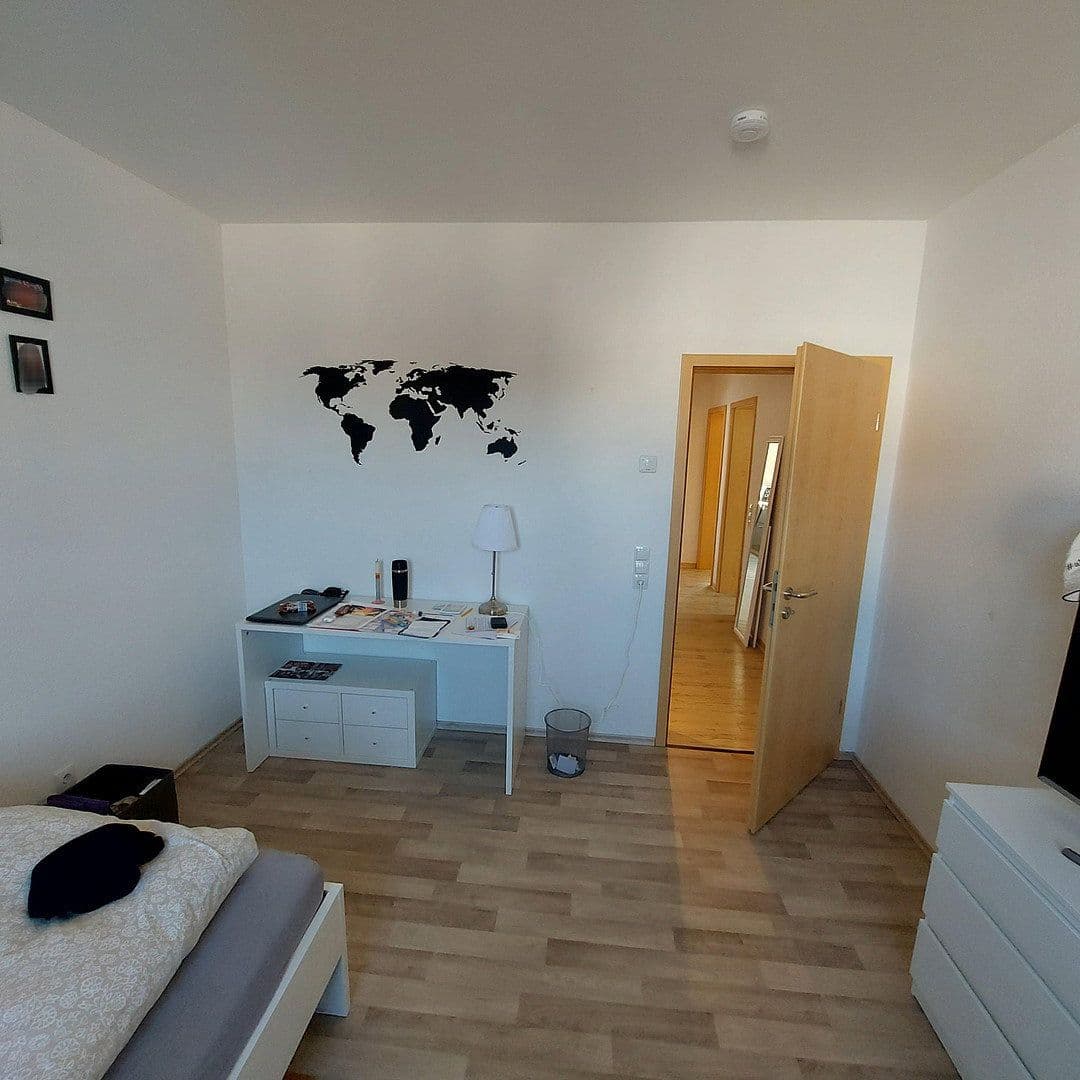 Pronájem bytu 4+1 102 m², Weißenthurm, Porýní-Falc Pronájem bytu 4+1 102 m², Weißenthurm, Porýní-Falc
