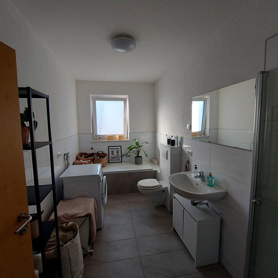 Pronájem bytu 4+1 102 m², Weißenthurm, Porýní-Falc Pronájem bytu 4+1 102 m², Weißenthurm, Porýní-Falc