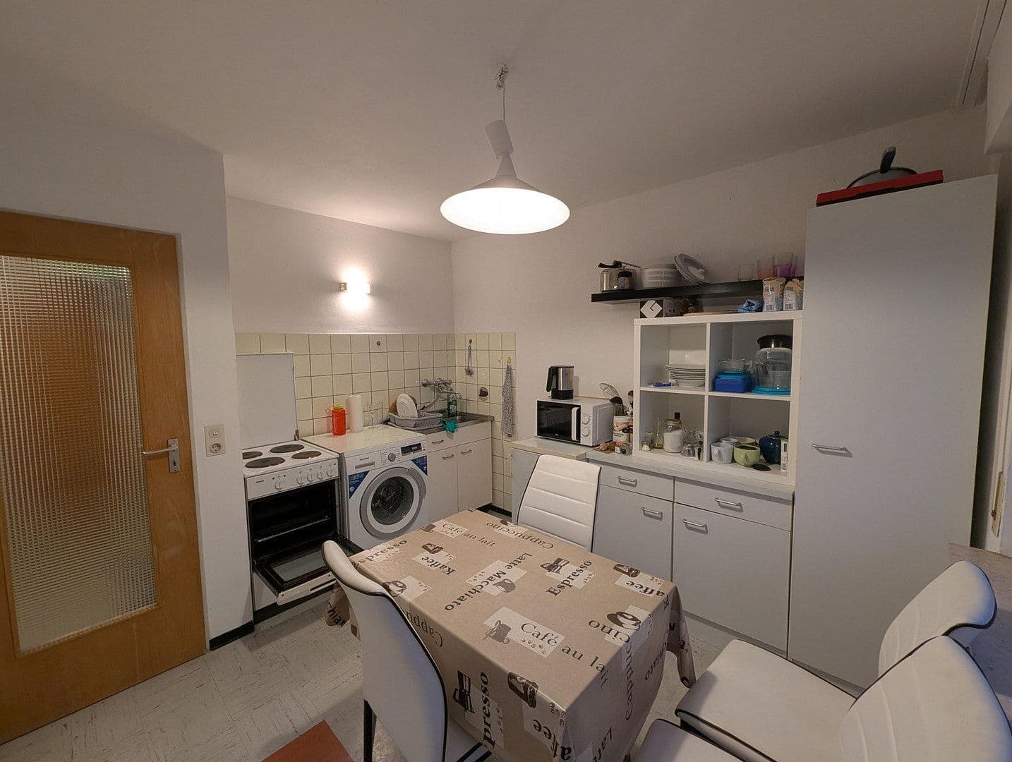 Pronájem bytu 1+1 33 m², Karlsruhe, Bádensko-Württembersko Pronájem bytu 1+1 33 m², Karlsruhe, Bádensko-Württembersko