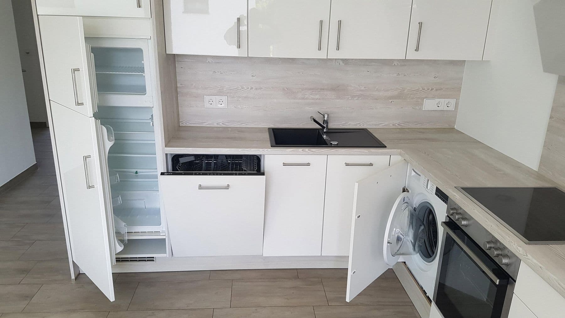 Prodej bytu 3+1 100 m², Lechrainstraße, Augsburg, Bavorsko Prodej bytu 3+1 100 m², Lechrainstraße, Augsburg, Bavorsko