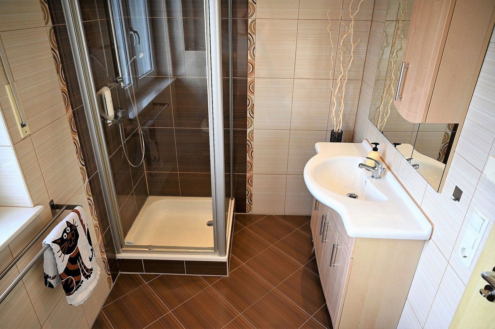 Prodej domu 160 m², pozemek 456 m², Wuppertal, Severní Porýní-Vestfálsko Prodej domu 160 m², pozemek 456 m², Wuppertal, Severní Porýní-Vestfálsko