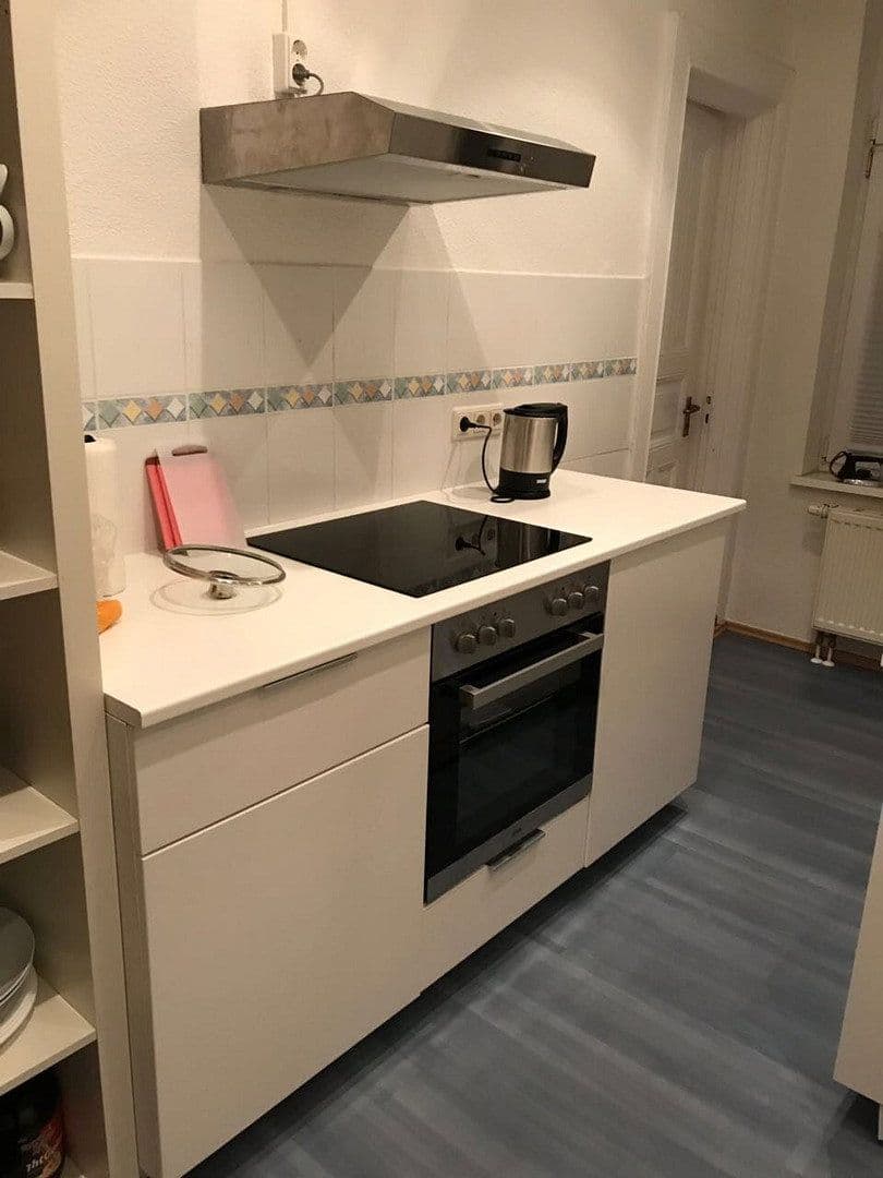 Pronájem bytu 3+1 79 m², Holtenauer Straße 240, Kiel, Šlesvicko-Holštýnsko Pronájem bytu 3+1 79 m², Holtenauer Straße 240, Kiel, Šlesvicko-Holštýnsko