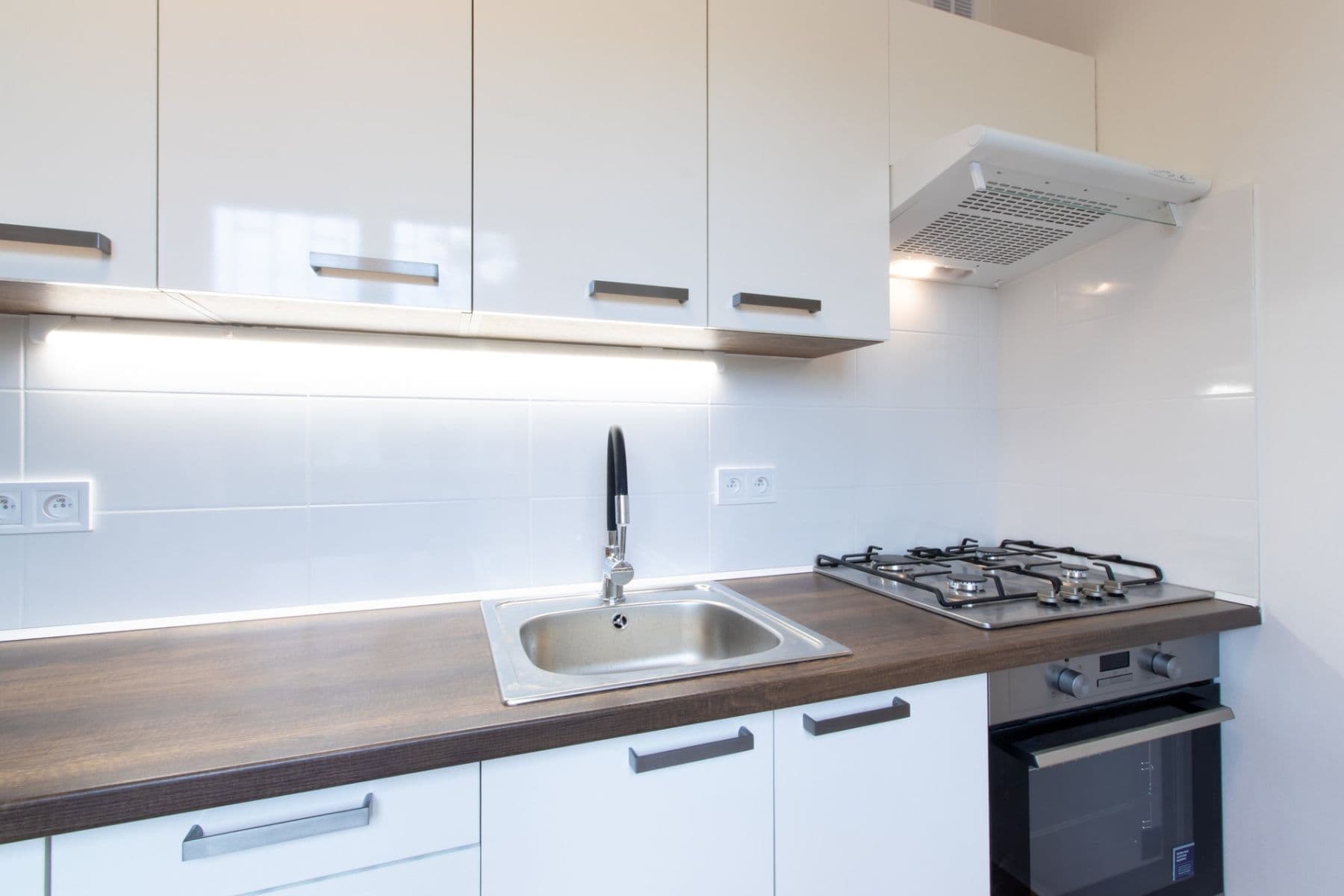 Pronájem bytu 3+1 73 m², Počernická, Praha, Praha Pronájem bytu 3+1 73 m², Počernická, Praha, Praha