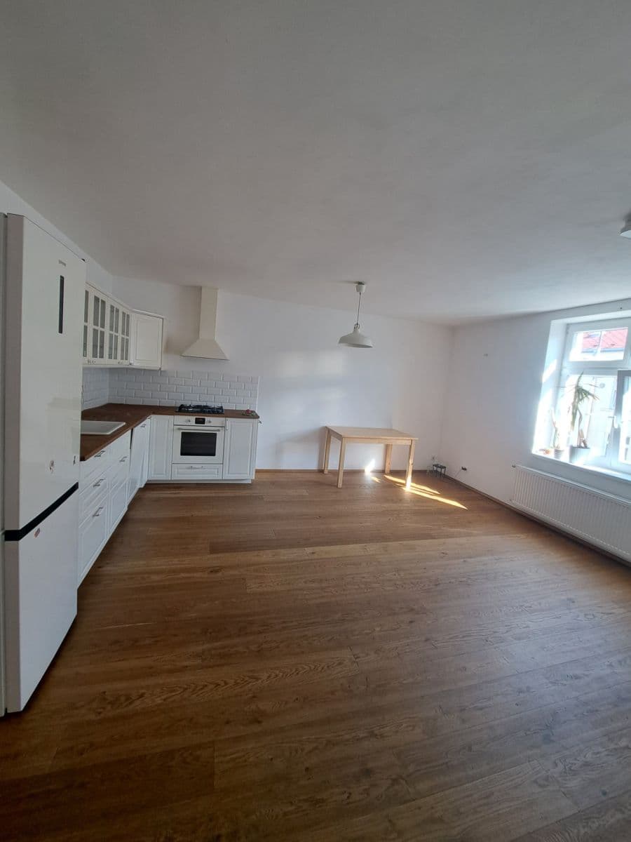 Pronájem bytu 3+kk 70 m², Barákova, Jičín, Královéhradecký kraj Pronájem bytu 3+kk 70 m², Barákova, Jičín, Královéhradecký kraj