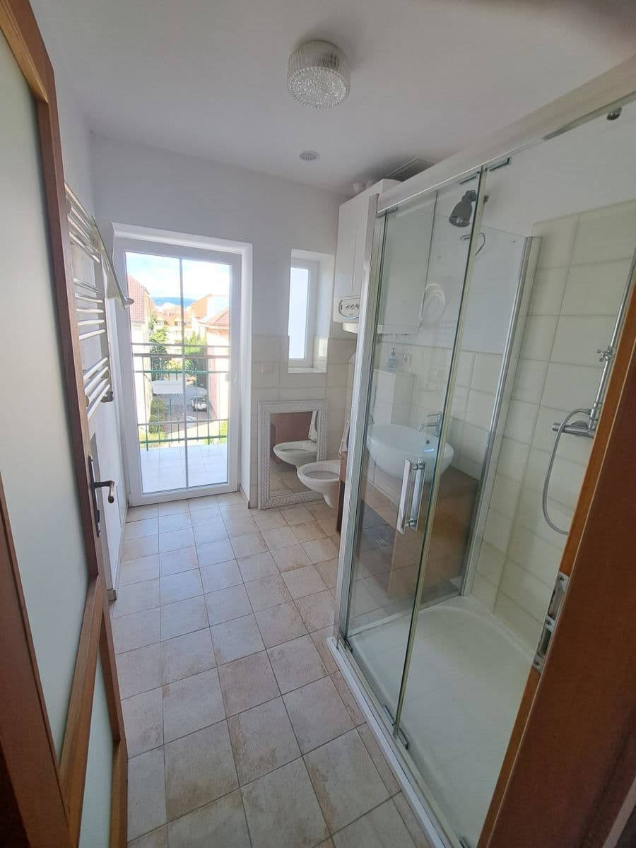 Pronájem bytu 3+kk 70 m², Barákova, Jičín, Královéhradecký kraj Pronájem bytu 3+kk 70 m², Barákova, Jičín, Královéhradecký kraj