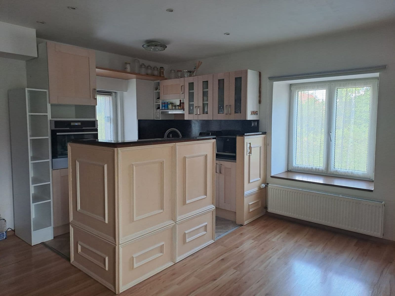 Prodej domu 412 m², pozemek 318 m², Revoluční, Šestajovice, Středočeský kraj Prodej domu 412 m², pozemek 318 m², Revoluční, Šestajovice, Středočeský kraj