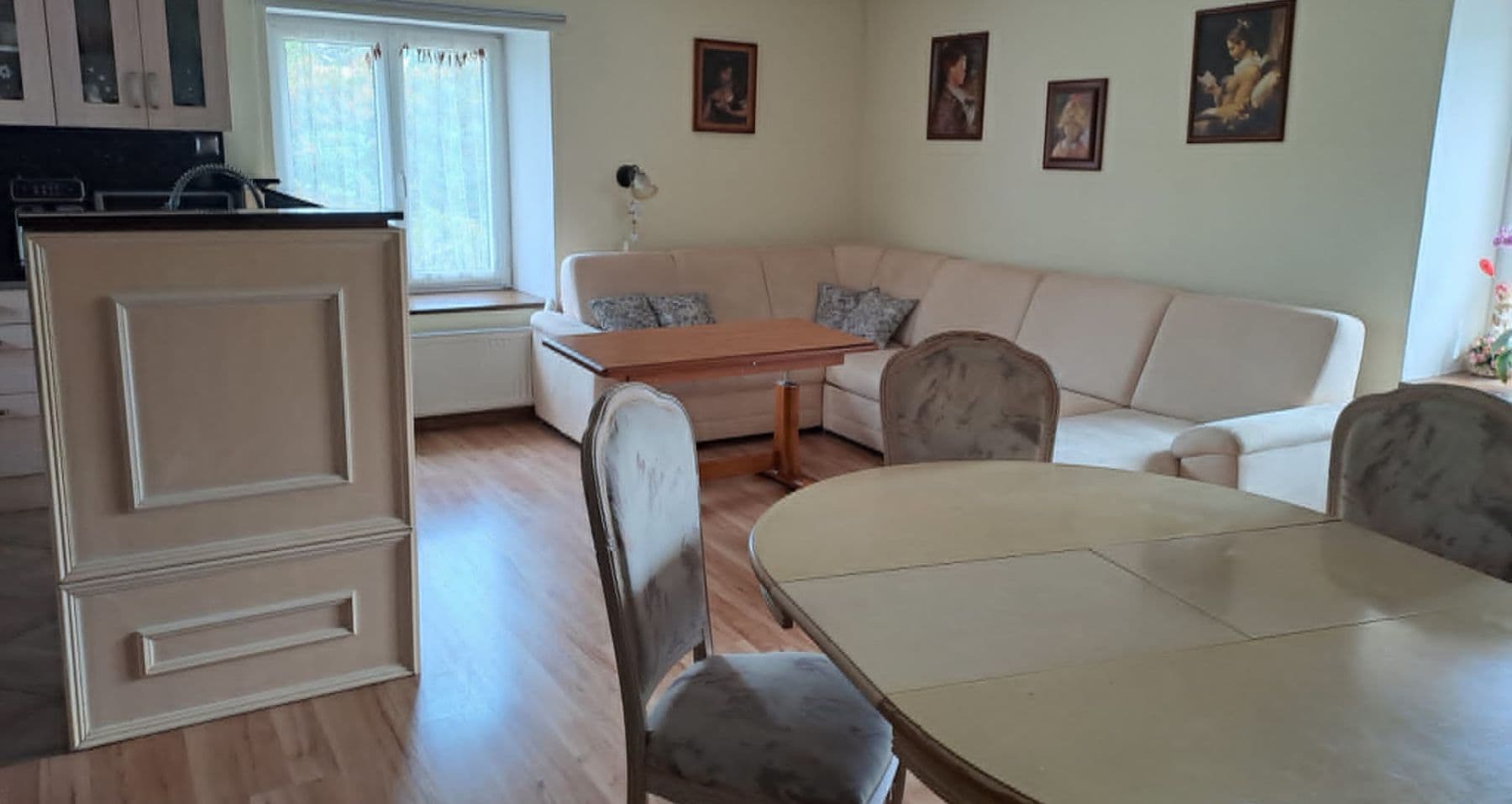 Prodej domu 412 m², pozemek 318 m², Revoluční, Šestajovice, Středočeský kraj Prodej domu 412 m², pozemek 318 m², Revoluční, Šestajovice, Středočeský kraj