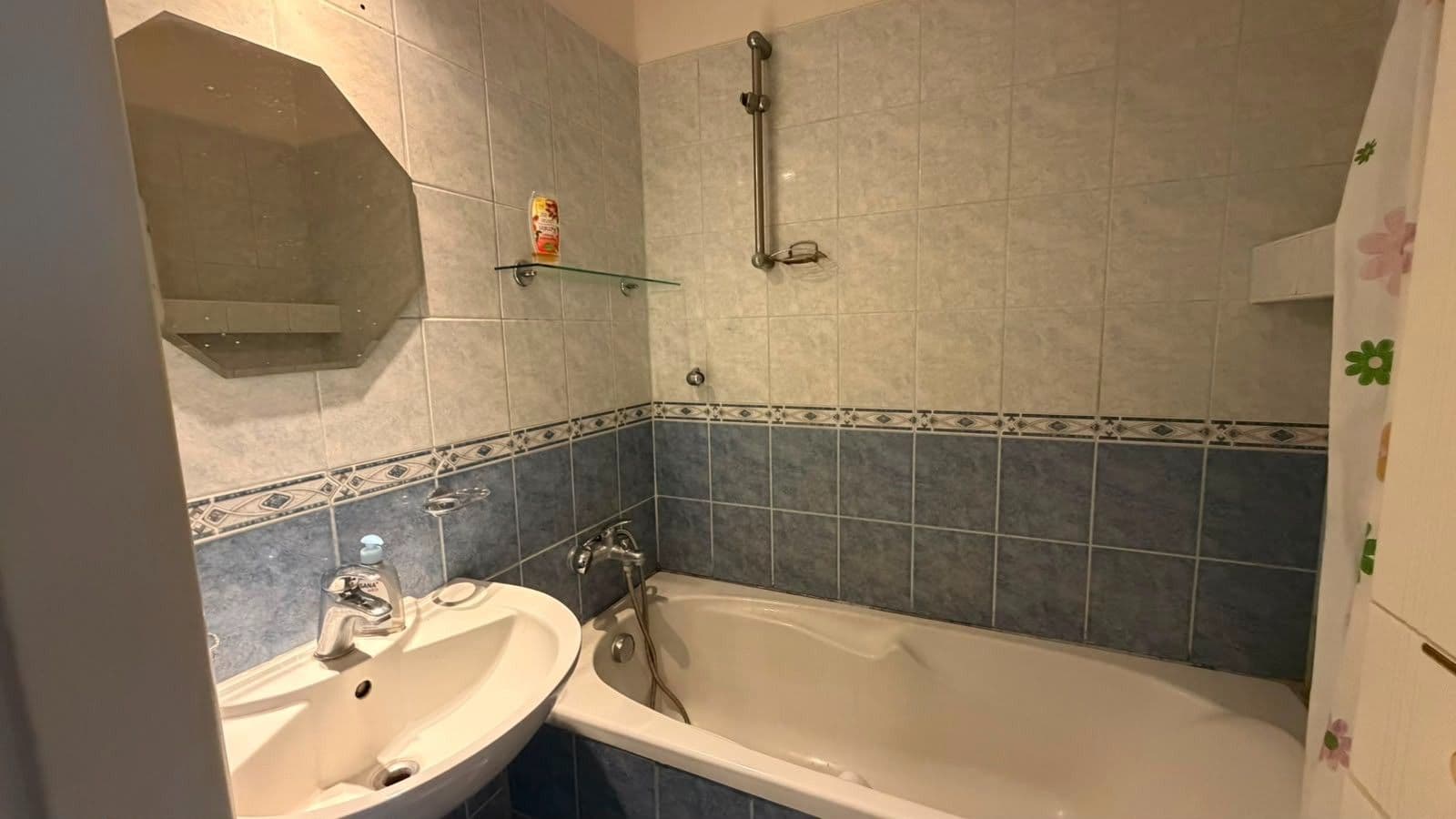 Pronájem bytu 2+1 54 m², Svatopluka Čecha, Brno, Jihomoravský kraj Pronájem bytu 2+1 54 m², Svatopluka Čecha, Brno, Jihomoravský kraj