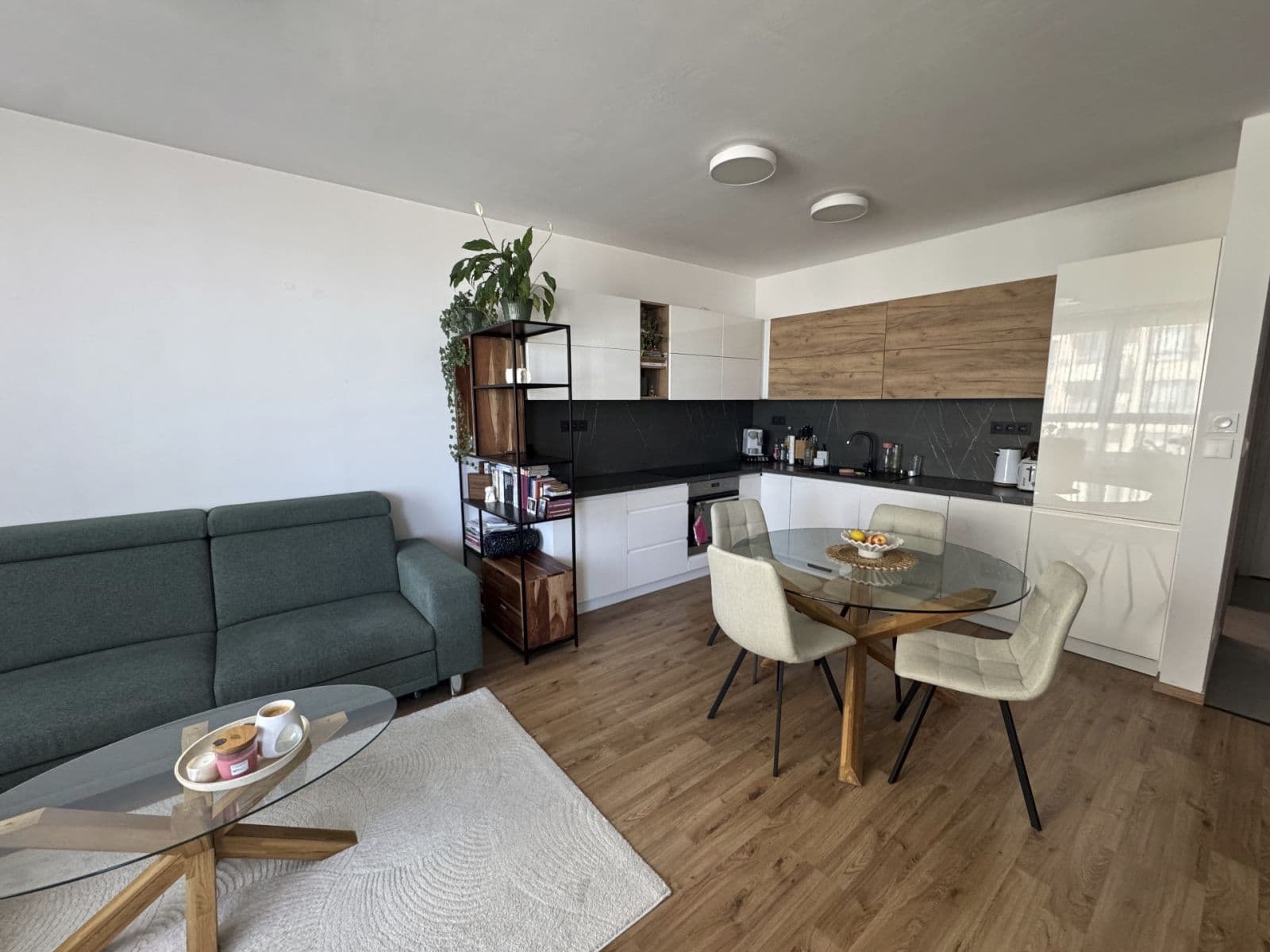 Pronájem bytu 2+1 52 m², Plynárenská, Ružinov, Bratislavský kraj Pronájem bytu 2+1 52 m², Plynárenská, Ružinov, Bratislavský kraj