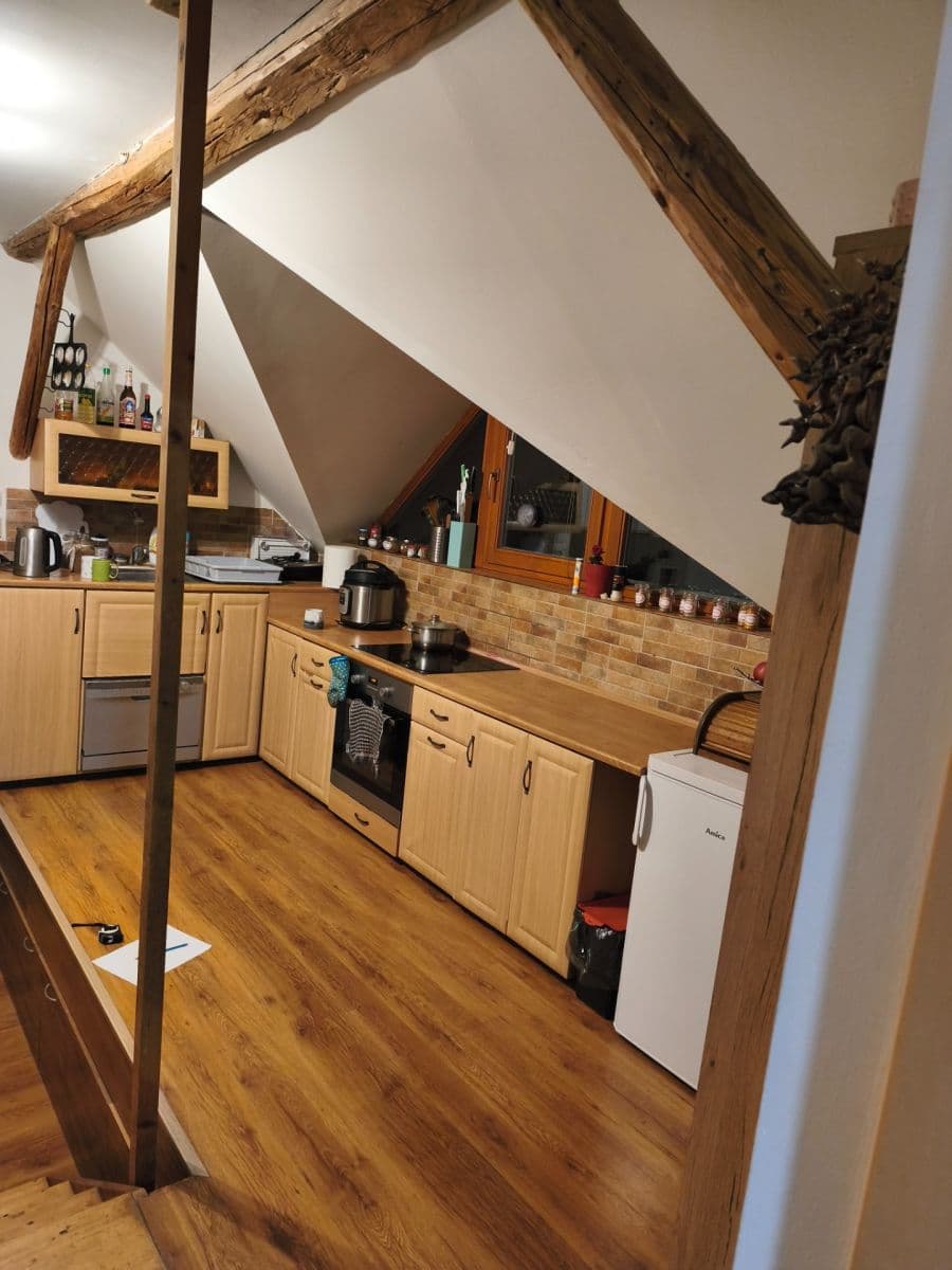 Pronájem domu 100 m², pozemek 600 m², Býšť, Pardubický kraj Pronájem domu 100 m², pozemek 600 m², Býšť, Pardubický kraj
