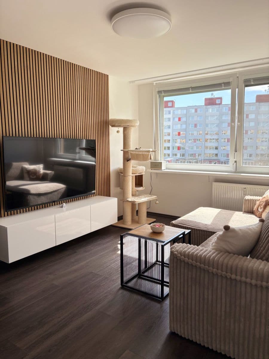 Pronájem bytu 2+kk 44 m², Neapolská, Praha, Praha Pronájem bytu 2+kk 44 m², Neapolská, Praha, Praha
