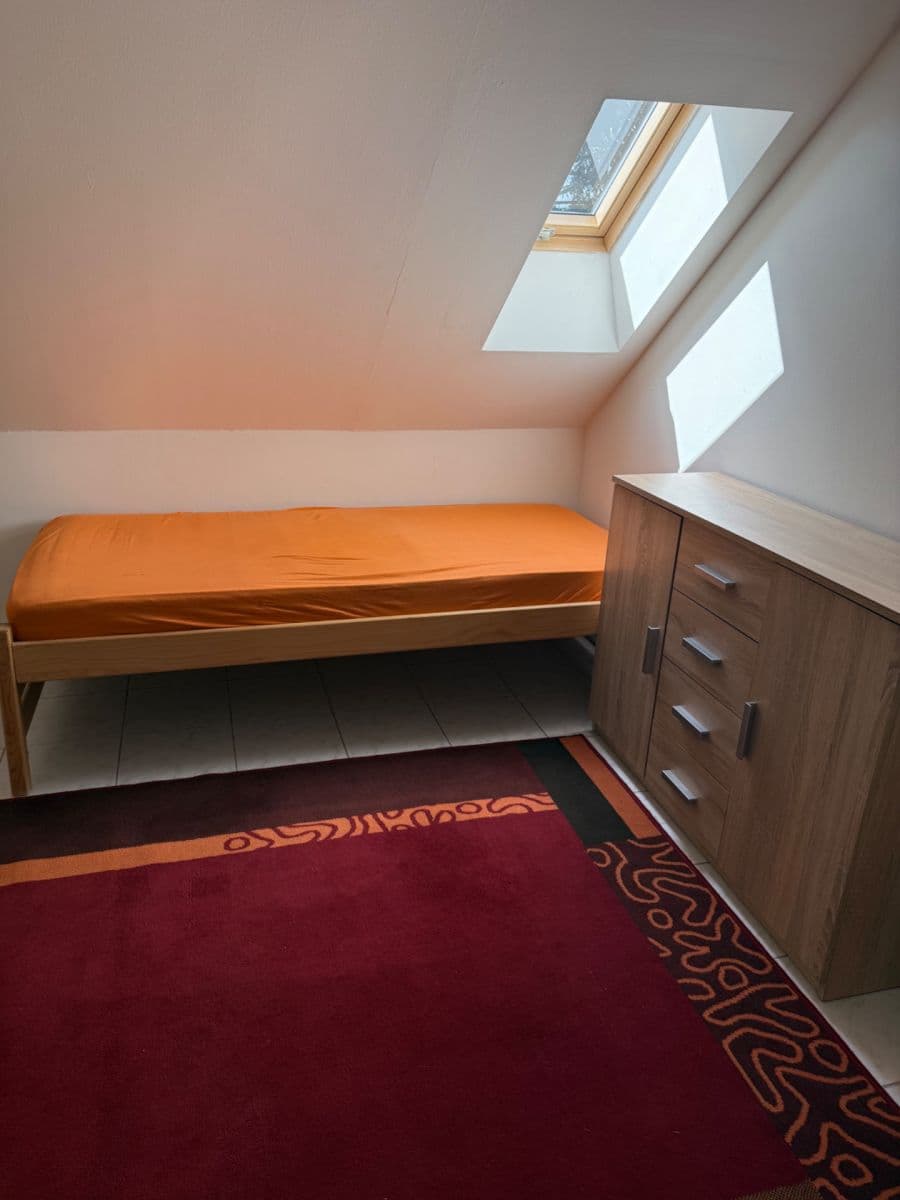 Pronájem bytu 1+kk 18 m², V Podlískách, Braškov, Středočeský kraj Pronájem bytu 1+kk 18 m², V Podlískách, Braškov, Středočeský kraj