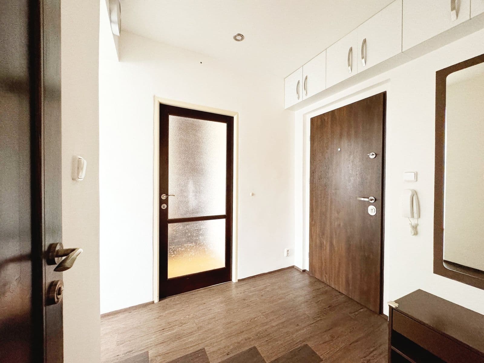 Pronájem bytu 2+1 54 m², Na Petřinách, Praha, Praha Pronájem bytu 2+1 54 m², Na Petřinách, Praha, Praha