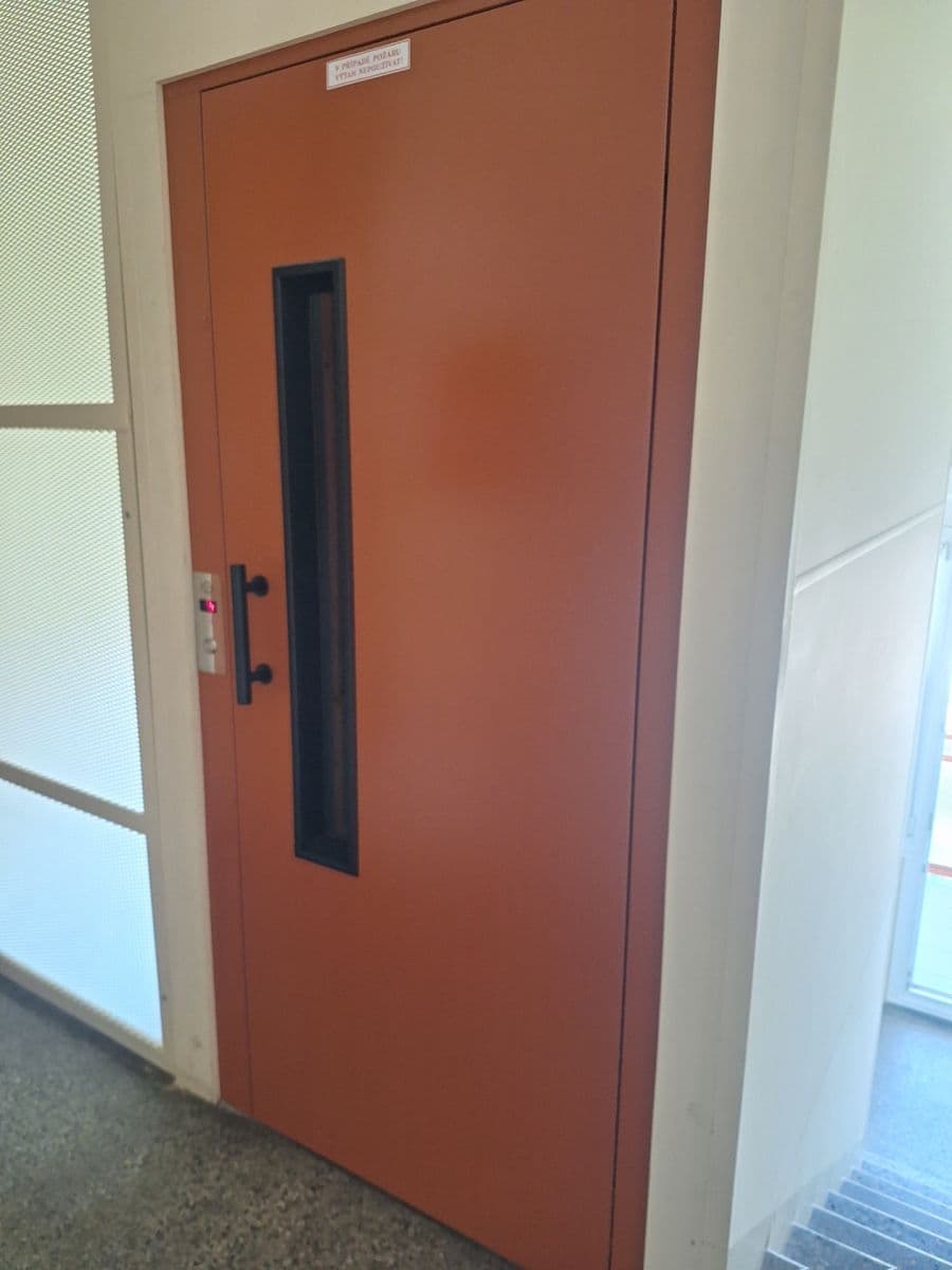 Pronájem bytu 1+1 42 m², Lábkova, Plzeň, Plzeňský kraj Pronájem bytu 1+1 42 m², Lábkova, Plzeň, Plzeňský kraj