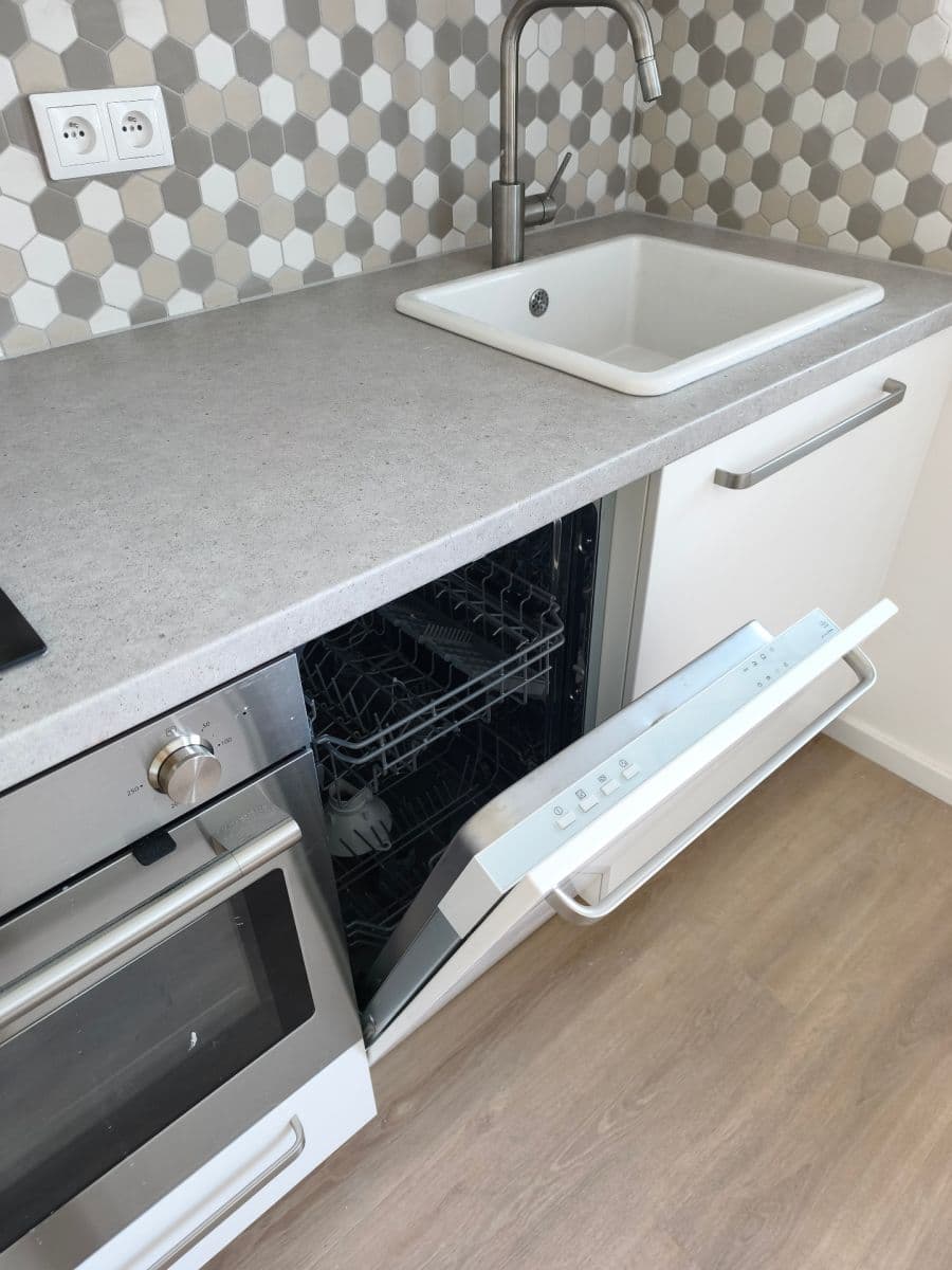 Pronájem bytu 1+kk 32 m², Divíškové, Praha, Praha Pronájem bytu 1+kk 32 m², Divíškové, Praha, Praha
