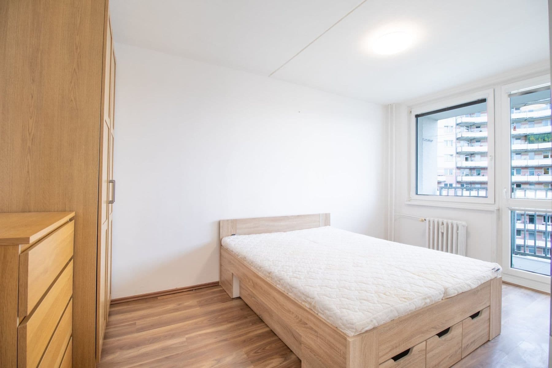 Pronájem bytu 3+kk 65 m², Bazovského, Praha, Praha Pronájem bytu 3+kk 65 m², Bazovského, Praha, Praha