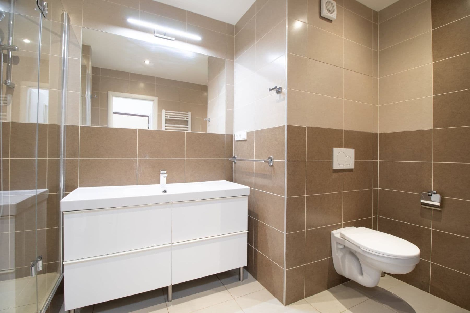 Pronájem bytu 3+kk 65 m², Bazovského, Praha, Praha Pronájem bytu 3+kk 65 m², Bazovského, Praha, Praha