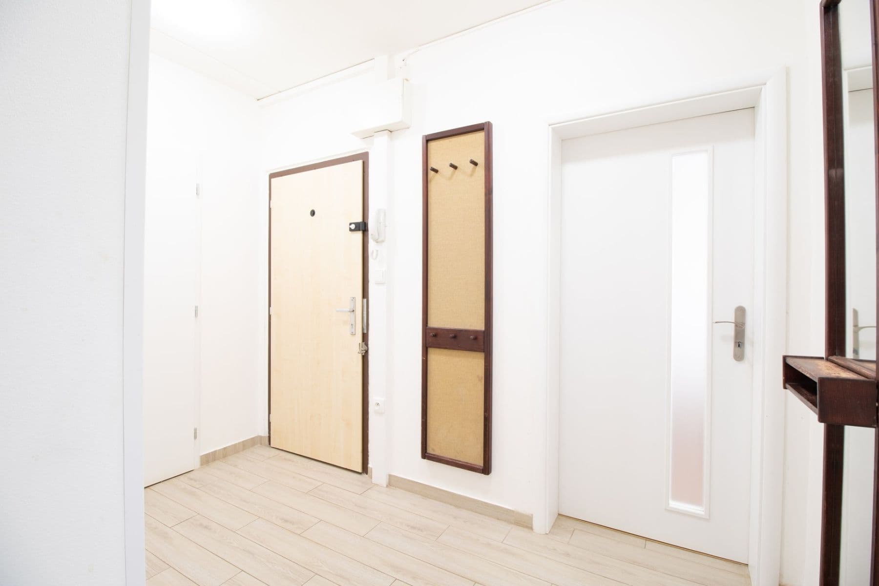 Pronájem bytu 3+kk 65 m², Bazovského, Praha, Praha Pronájem bytu 3+kk 65 m², Bazovského, Praha, Praha