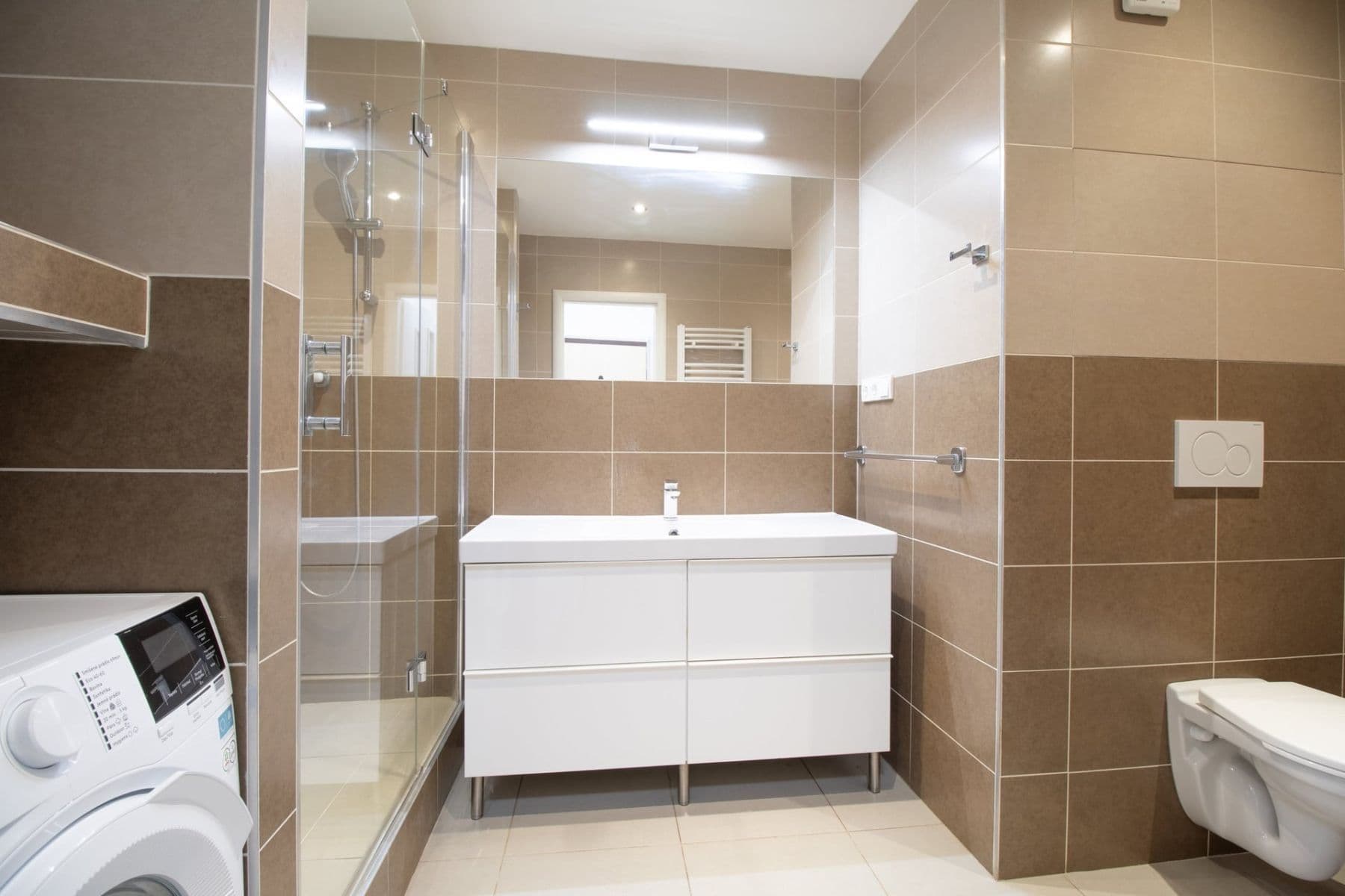 Pronájem bytu 3+kk 65 m², Bazovského, Praha, Praha Pronájem bytu 3+kk 65 m², Bazovského, Praha, Praha