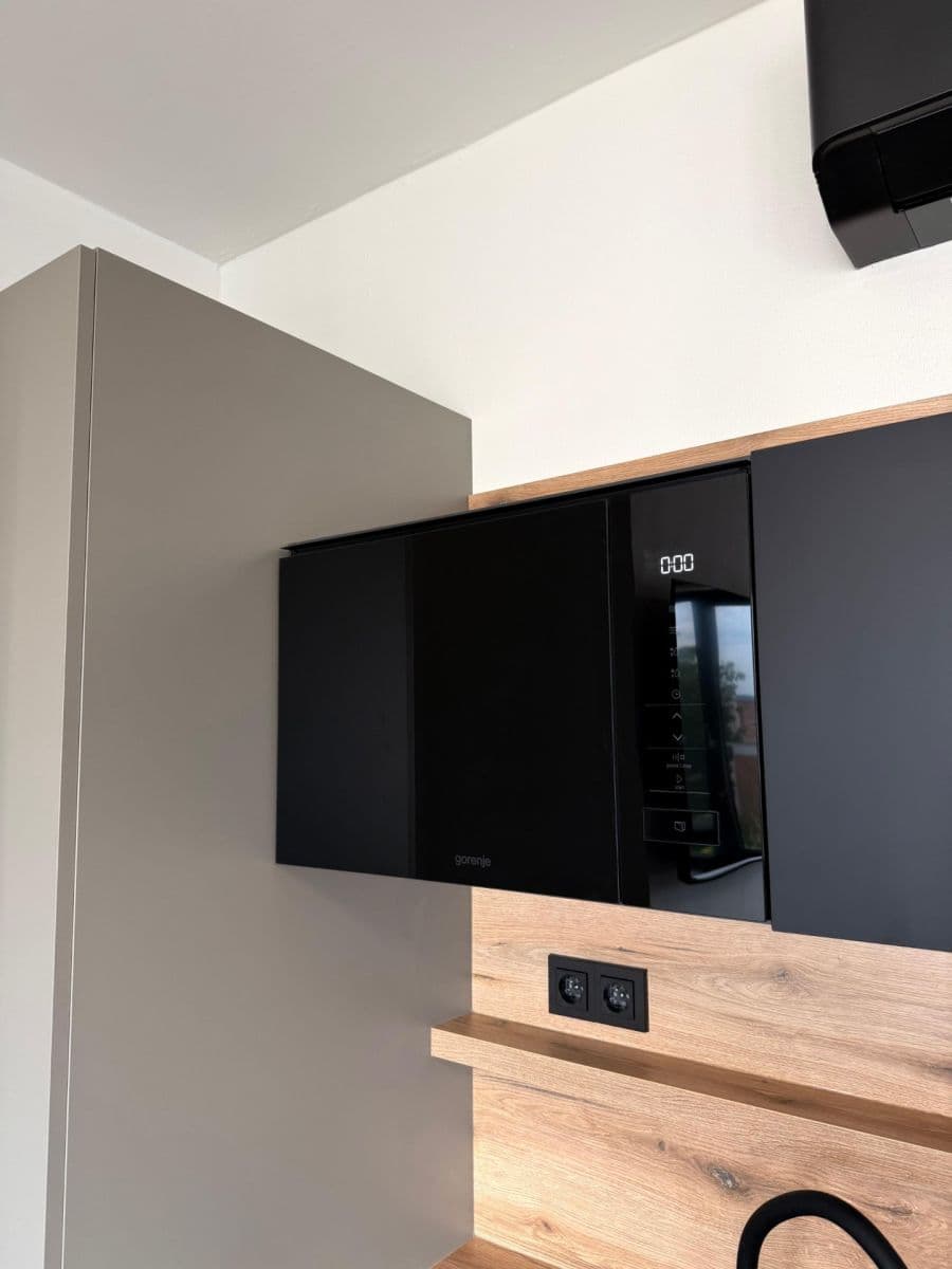 Pronájem bytu 1+kk 30 m², Šmejkalova, Brno, Jihomoravský kraj Pronájem bytu 1+kk 30 m², Šmejkalova, Brno, Jihomoravský kraj