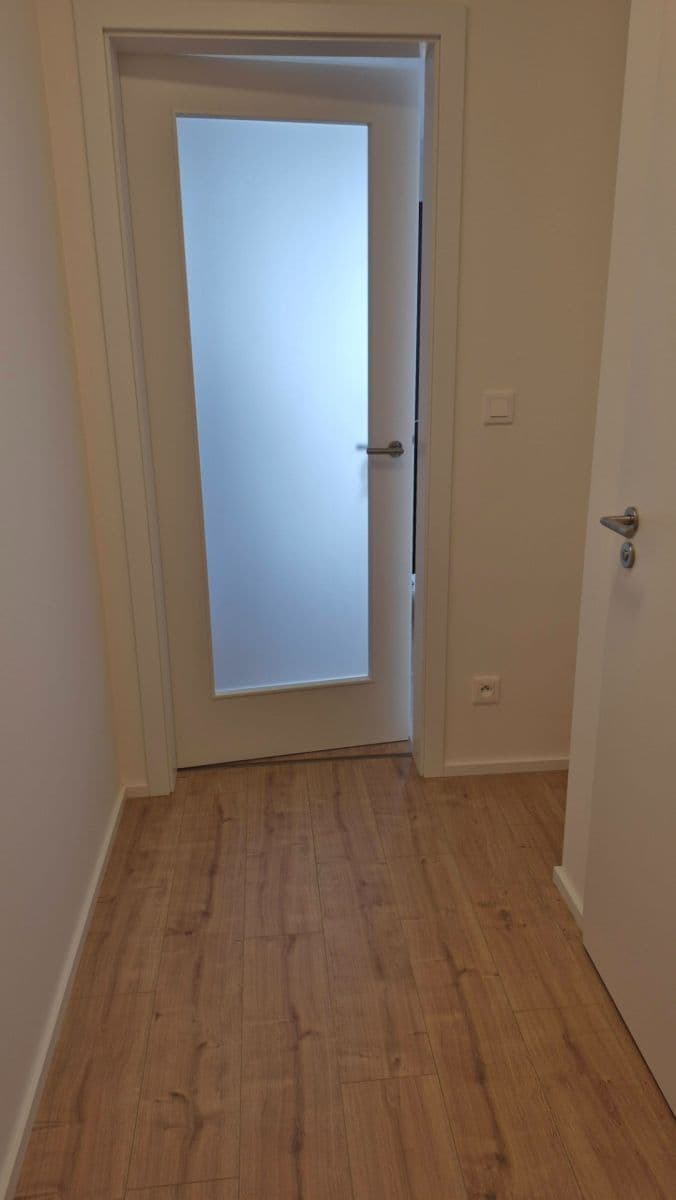 Pronájem bytu 1+kk 28 m², Brno, Jihomoravský kraj Pronájem bytu 1+kk 28 m², Brno, Jihomoravský kraj