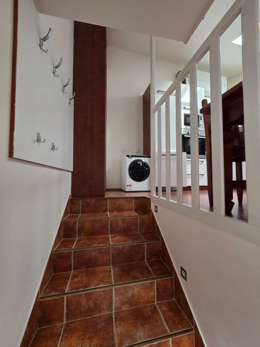 Pronájem bytu 2+kk 38 m², Na Vinohradu, Praha, Praha Pronájem bytu 2+kk 38 m², Na Vinohradu, Praha, Praha