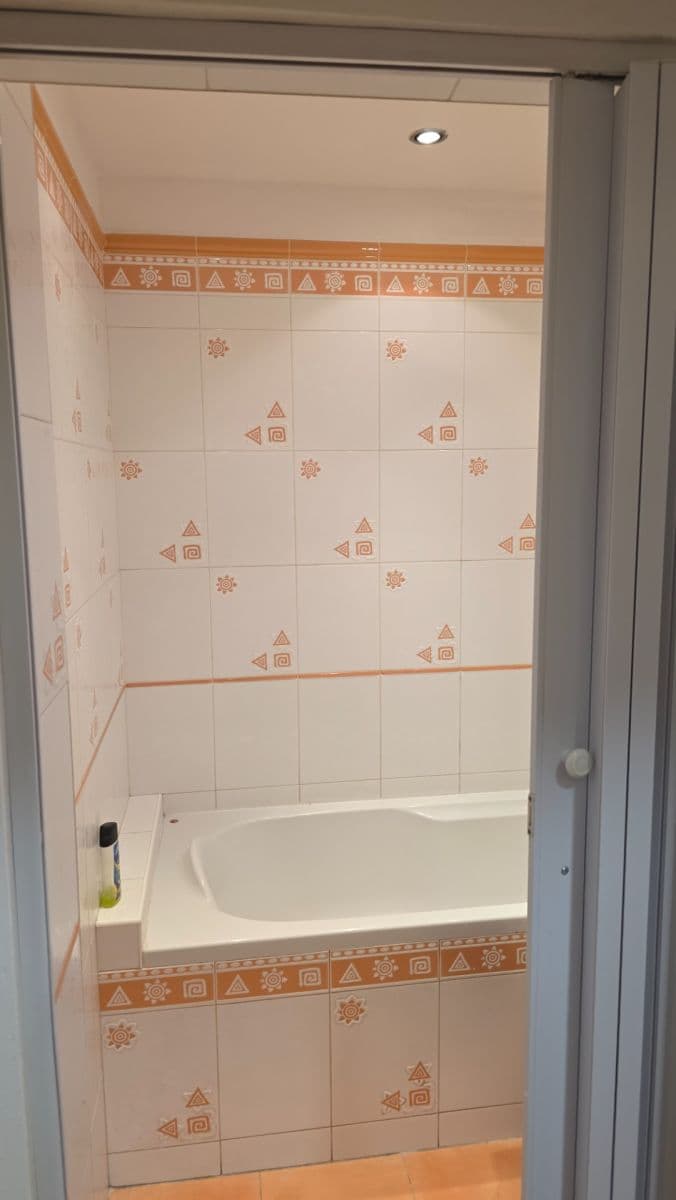 Pronájem bytu 1+kk 24 m², Křížová, Praha, Praha Pronájem bytu 1+kk 24 m², Křížová, Praha, Praha