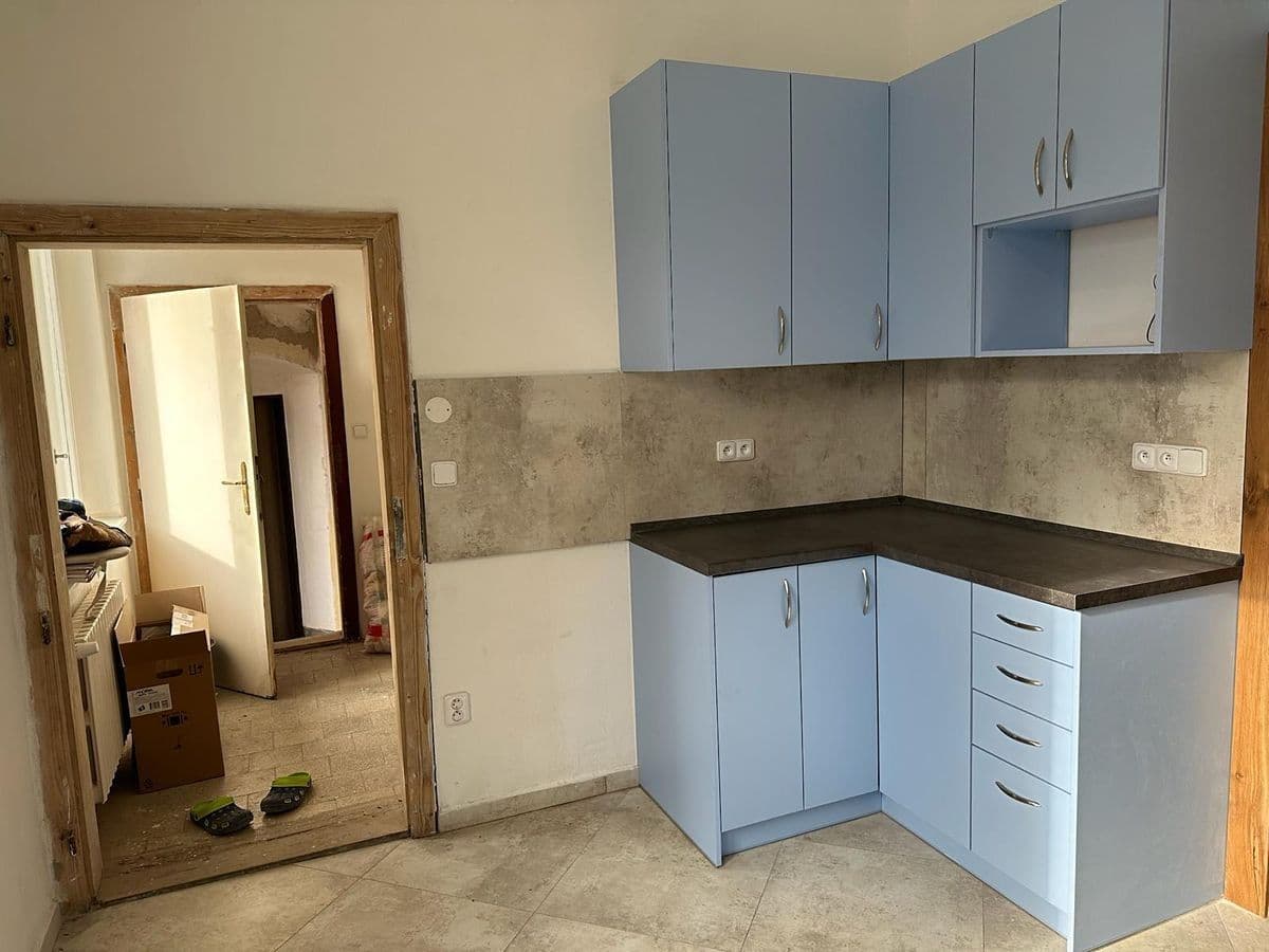 Pronájem bytu 2+1 65 m², Jana Schwarze, Ivančice, Jihomoravský kraj Pronájem bytu 2+1 65 m², Jana Schwarze, Ivančice, Jihomoravský kraj