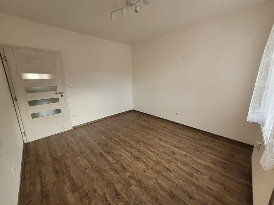 Pronájem bytu 3+kk 86 m², Pod Koželuhy, Jičín, Královéhradecký kraj Pronájem bytu 3+kk 86 m², Pod Koželuhy, Jičín, Královéhradecký kraj