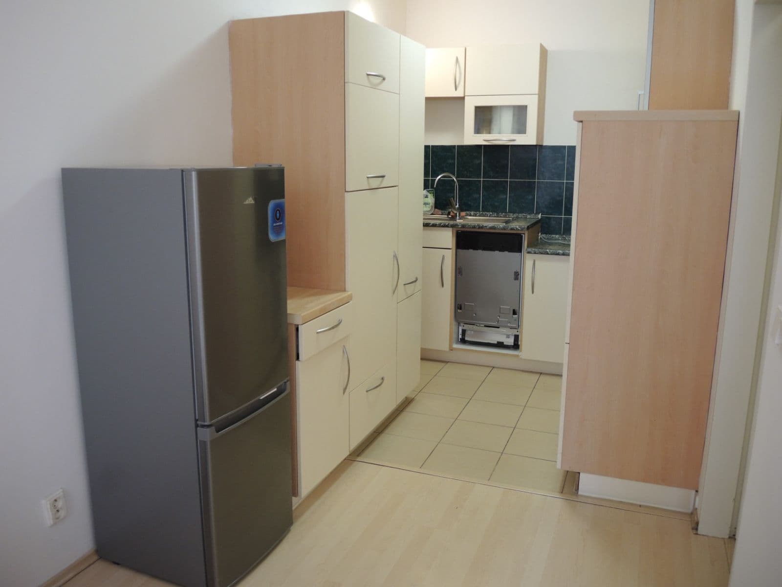 Pronájem bytu 1+kk 42 m², Elektrárenská, Praha, Praha Pronájem bytu 1+kk 42 m², Elektrárenská, Praha, Praha