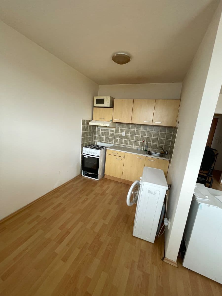 Pronájem bytu 1+kk 40 m², Hvězdova, Praha, Praha Pronájem bytu 1+kk 40 m², Hvězdova, Praha, Praha