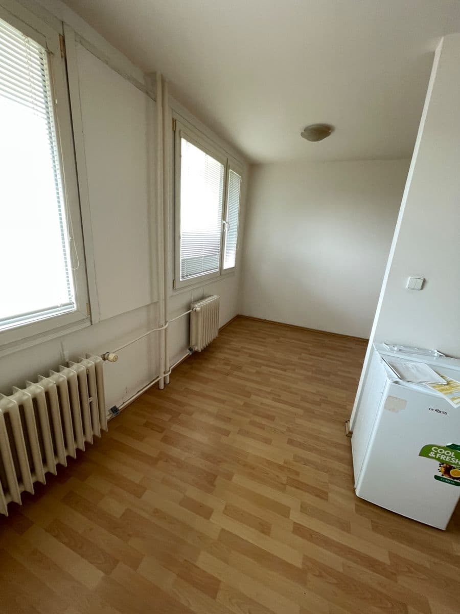 Pronájem bytu 1+kk 40 m², Hvězdova, Praha, Praha Pronájem bytu 1+kk 40 m², Hvězdova, Praha, Praha