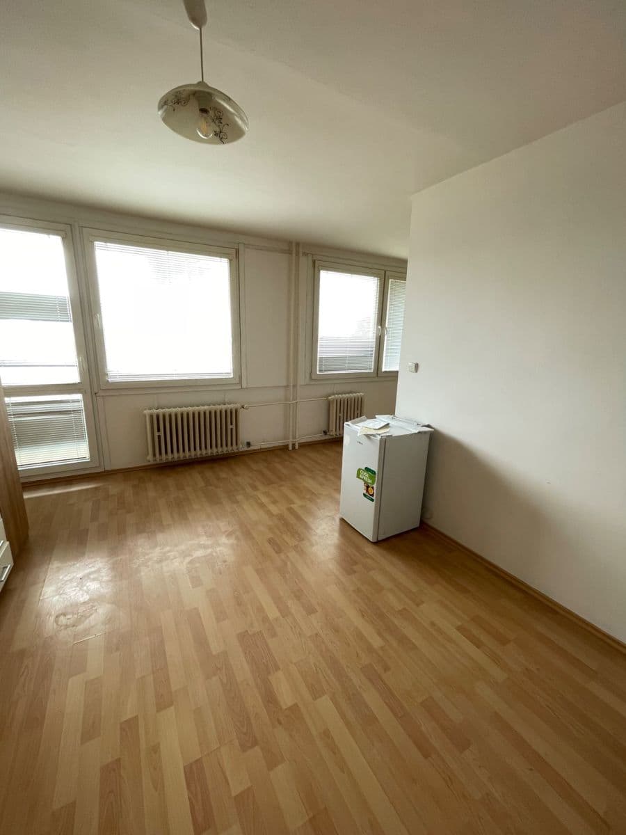 Pronájem bytu 1+kk 40 m², Hvězdova, Praha, Praha Pronájem bytu 1+kk 40 m², Hvězdova, Praha, Praha