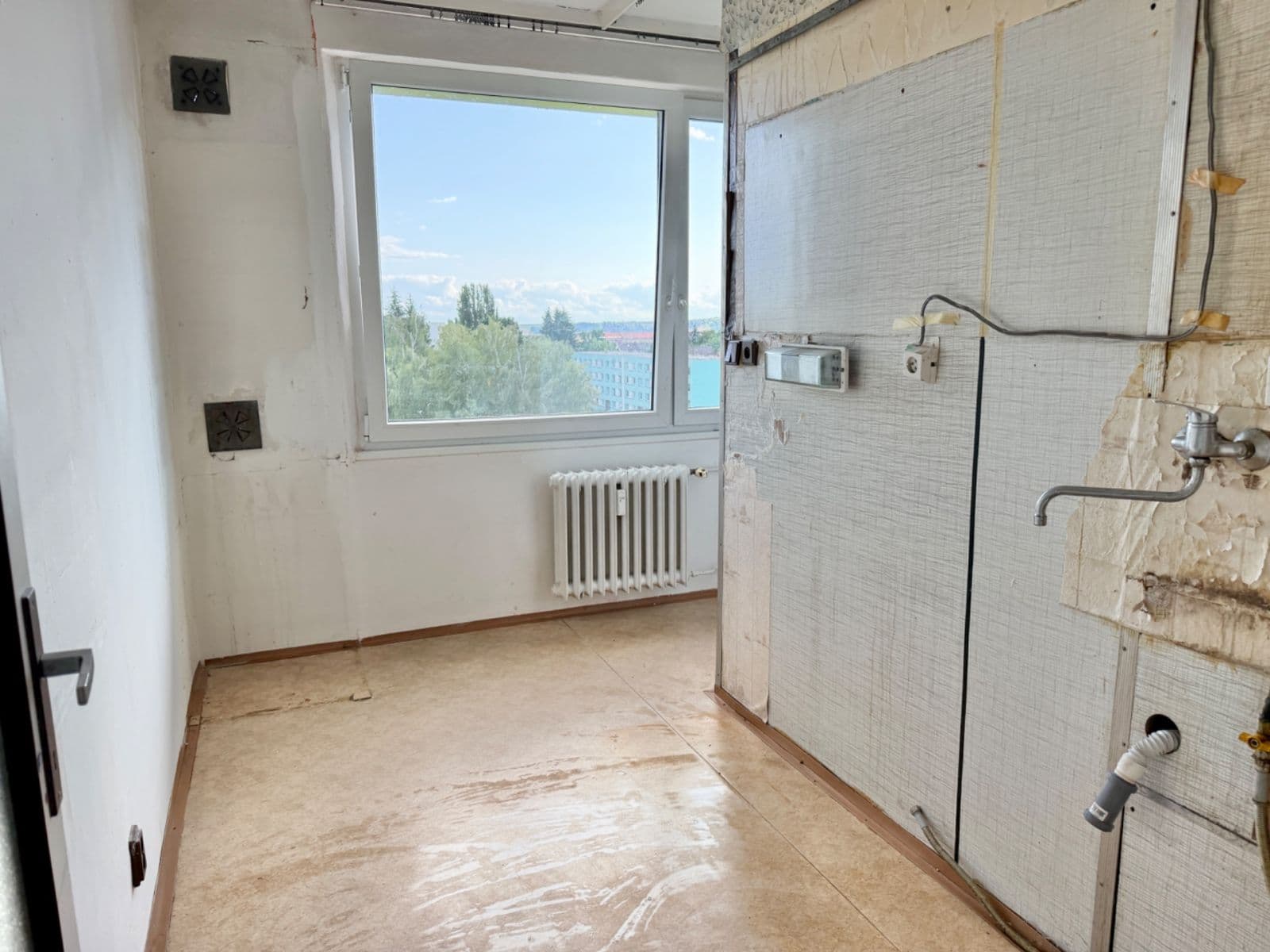 Prodej bytu 2+1 52 m², U stadionu, Jičín, Královéhradecký kraj Prodej bytu 2+1 52 m², U stadionu, Jičín, Královéhradecký kraj