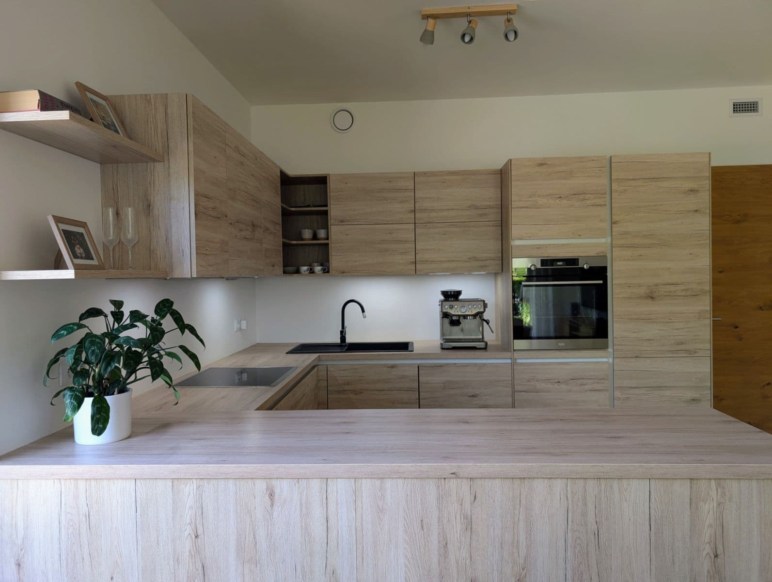 Prodej bytu 3+kk 77 m², Mölzerova, Praha, Praha Prodej bytu 3+kk 77 m², Mölzerova, Praha, Praha