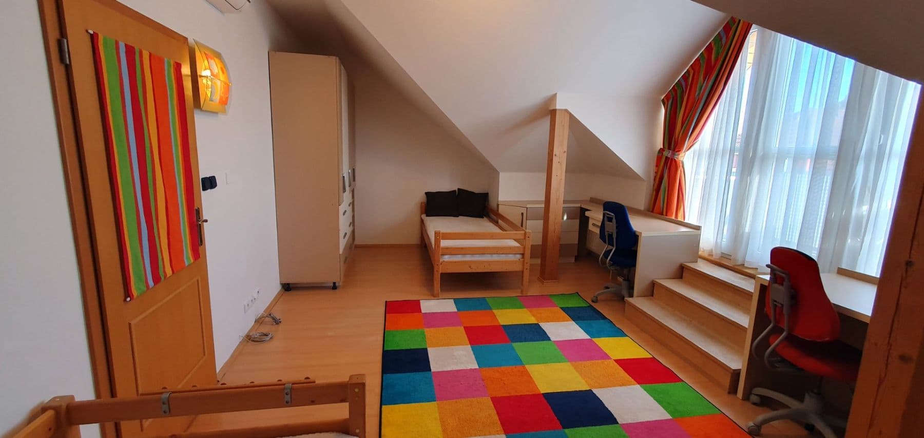 Pronájem bytu 3+kk 119 m², Mladotova, Praha, Praha Pronájem bytu 3+kk 119 m², Mladotova, Praha, Praha