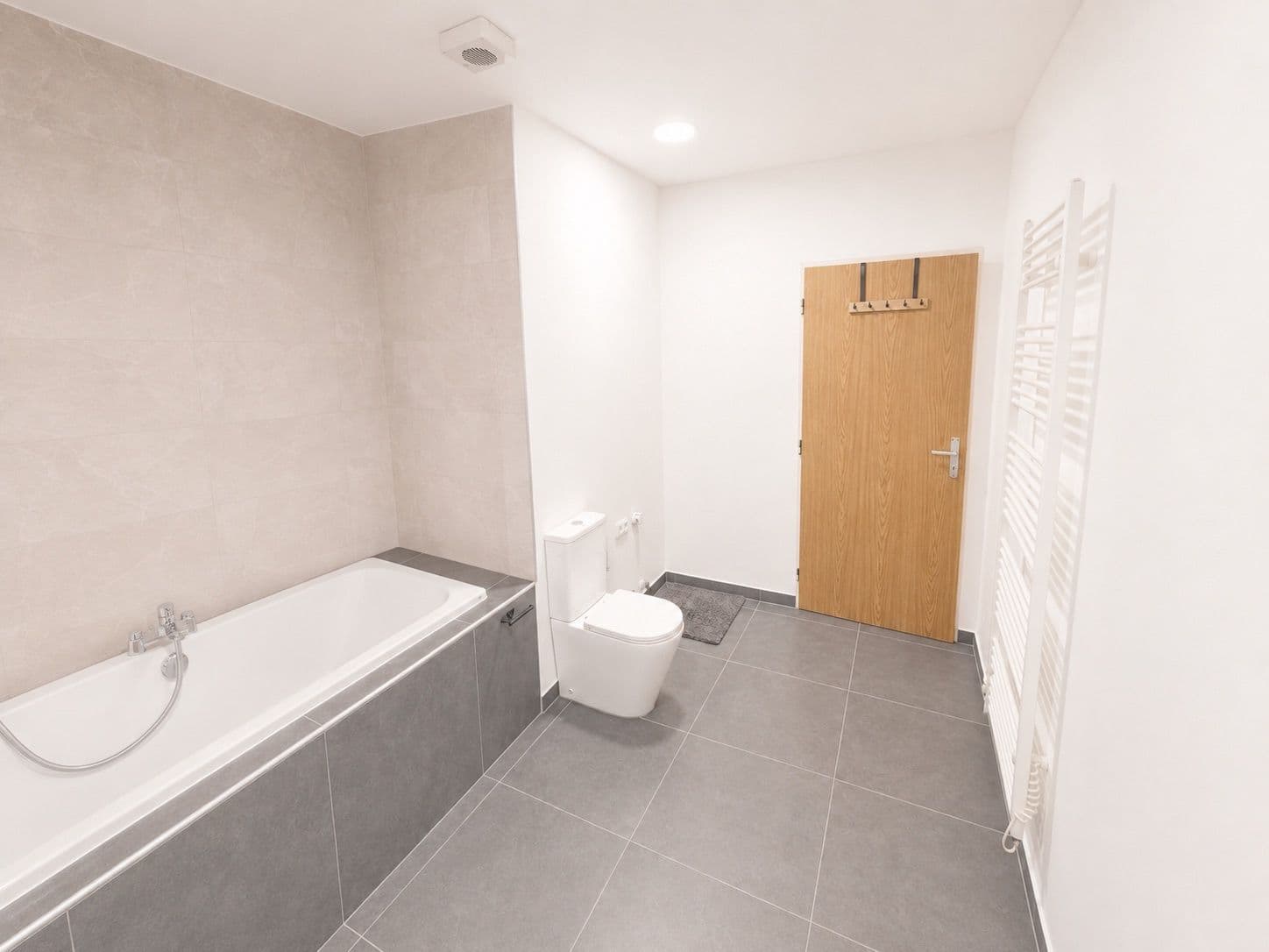 Pronájem bytu 2+kk 61 m², 5. května, Měšice, Středočeský kraj Pronájem bytu 2+kk 61 m², 5. května, Měšice, Středočeský kraj