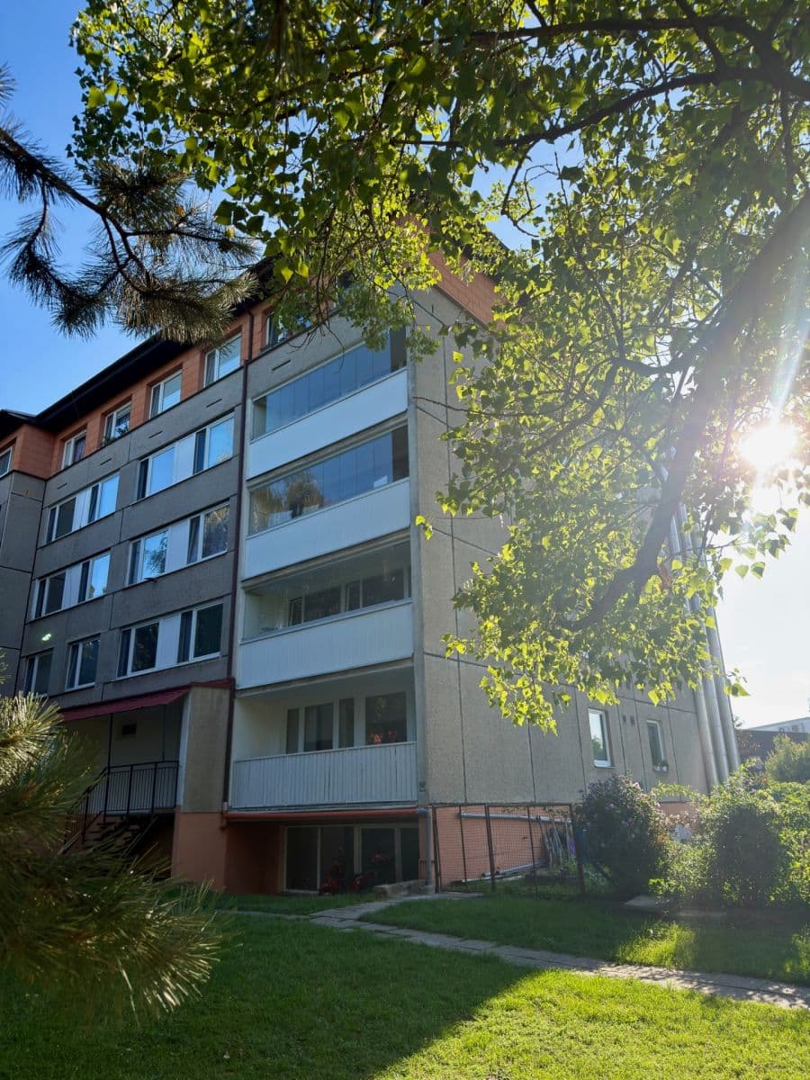 Pronájem bytu 2+kk 61 m², 5. května, Měšice, Středočeský kraj Pronájem bytu 2+kk 61 m², 5. května, Měšice, Středočeský kraj