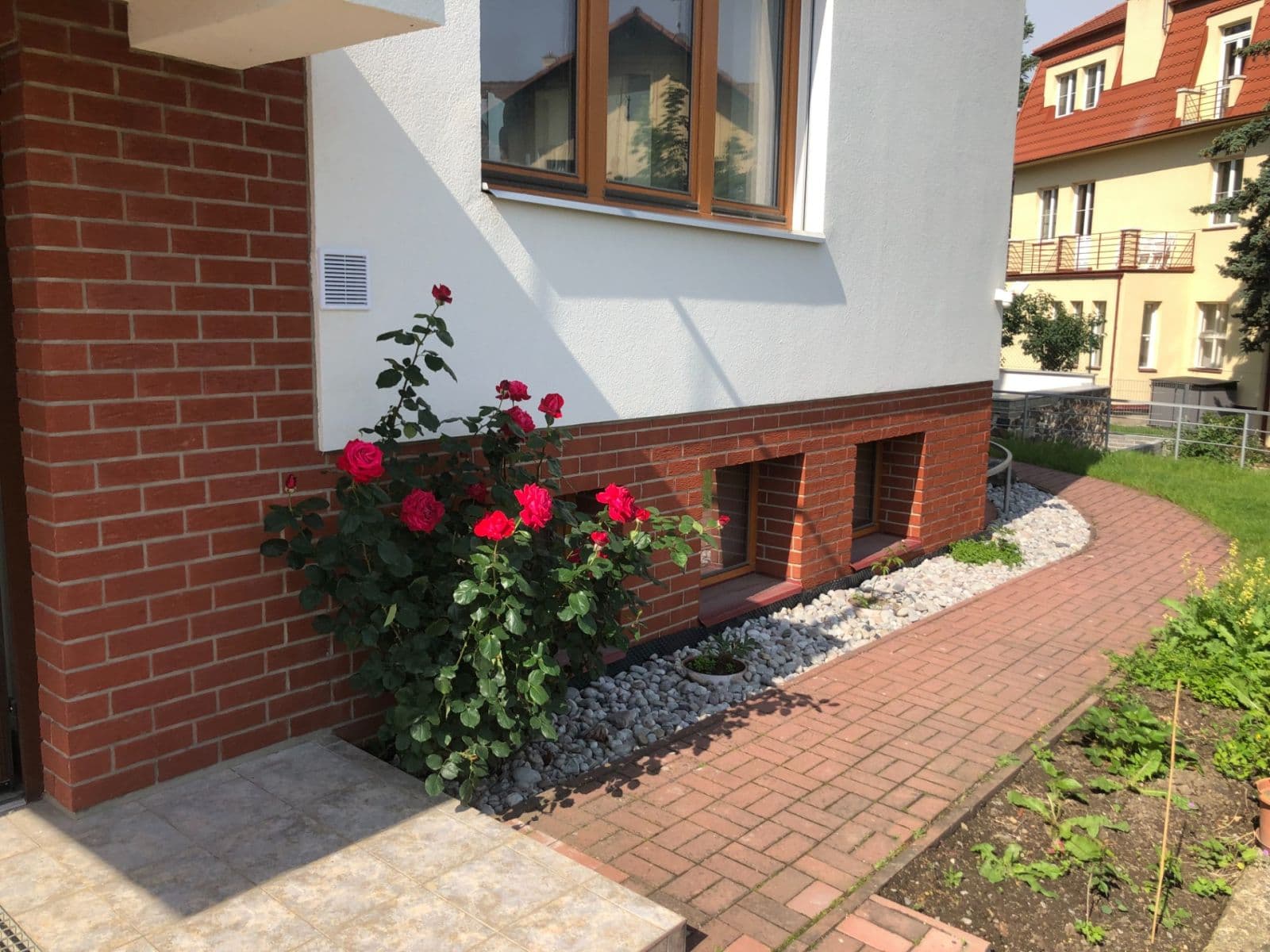 Pronájem bytu 1+1 33 m², Nad Santoškou, Praha, Praha Pronájem bytu 1+1 33 m², Nad Santoškou, Praha, Praha