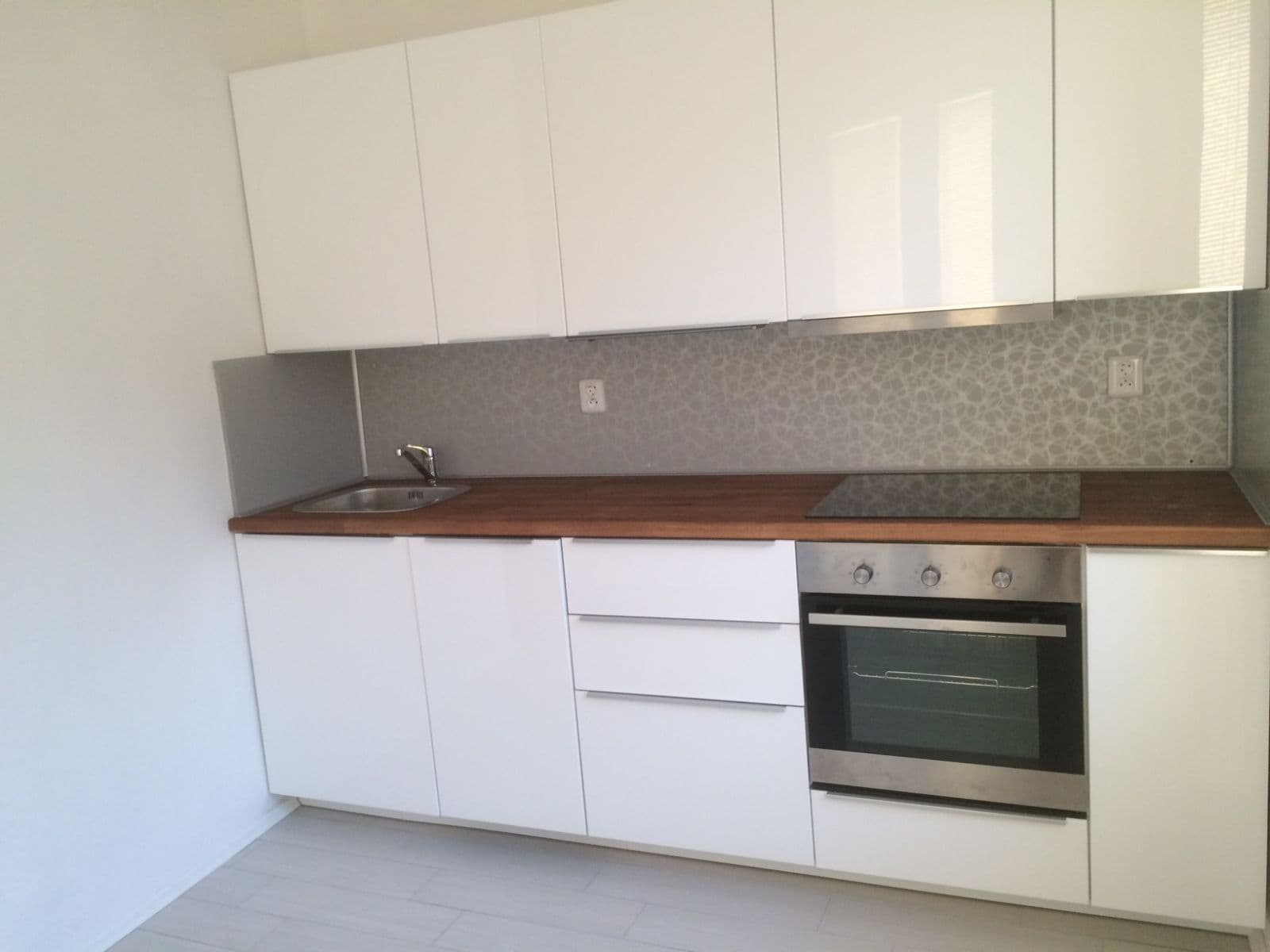 Prodej bytu 1+1 50 m², Ke Strašnické, Praha, Praha Prodej bytu 1+1 50 m², Ke Strašnické, Praha, Praha
