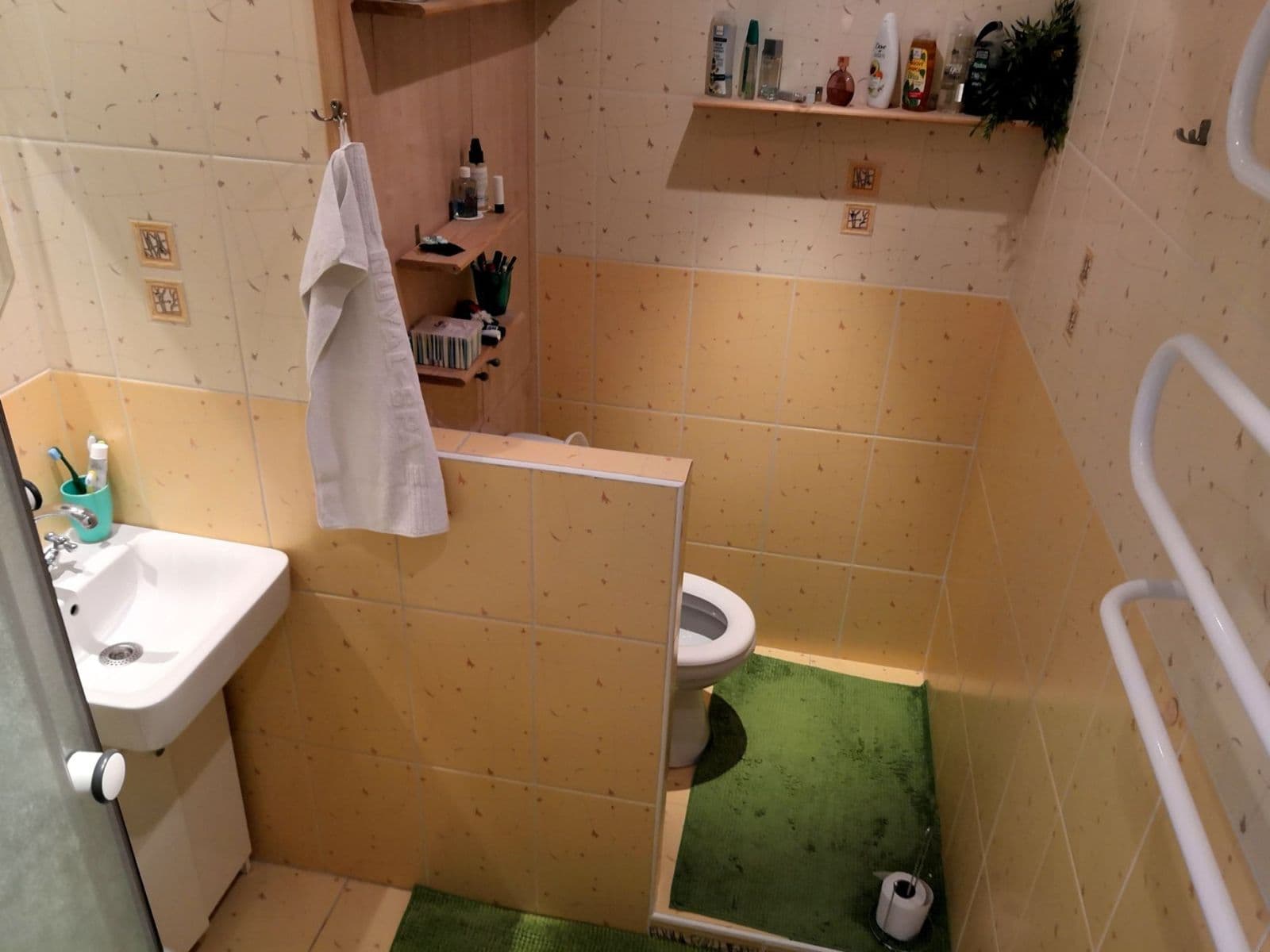 Pronájem bytu 2+1 44 m², U Dílen, Ostrava, Moravskoslezský kraj Pronájem bytu 2+1 44 m², U Dílen, Ostrava, Moravskoslezský kraj