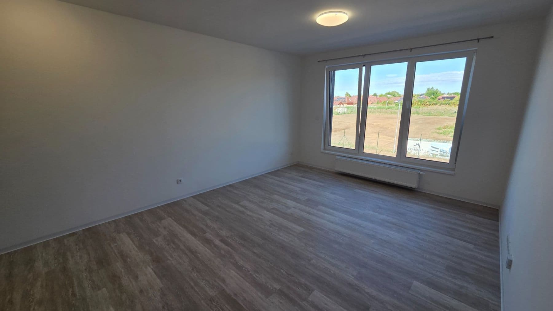 Pronájem bytu 2+kk 60 m², Pražská, Velké Přílepy, Středočeský kraj Pronájem bytu 2+kk 60 m², Pražská, Velké Přílepy, Středočeský kraj
