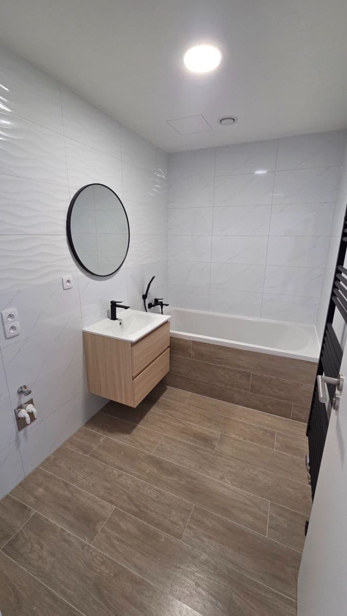 Pronájem bytu 2+kk 60 m², Pražská, Velké Přílepy, Středočeský kraj Pronájem bytu 2+kk 60 m², Pražská, Velké Přílepy, Středočeský kraj